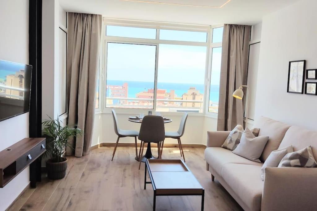 24 H Self Check-in Vistas Al Mar Torremolinos