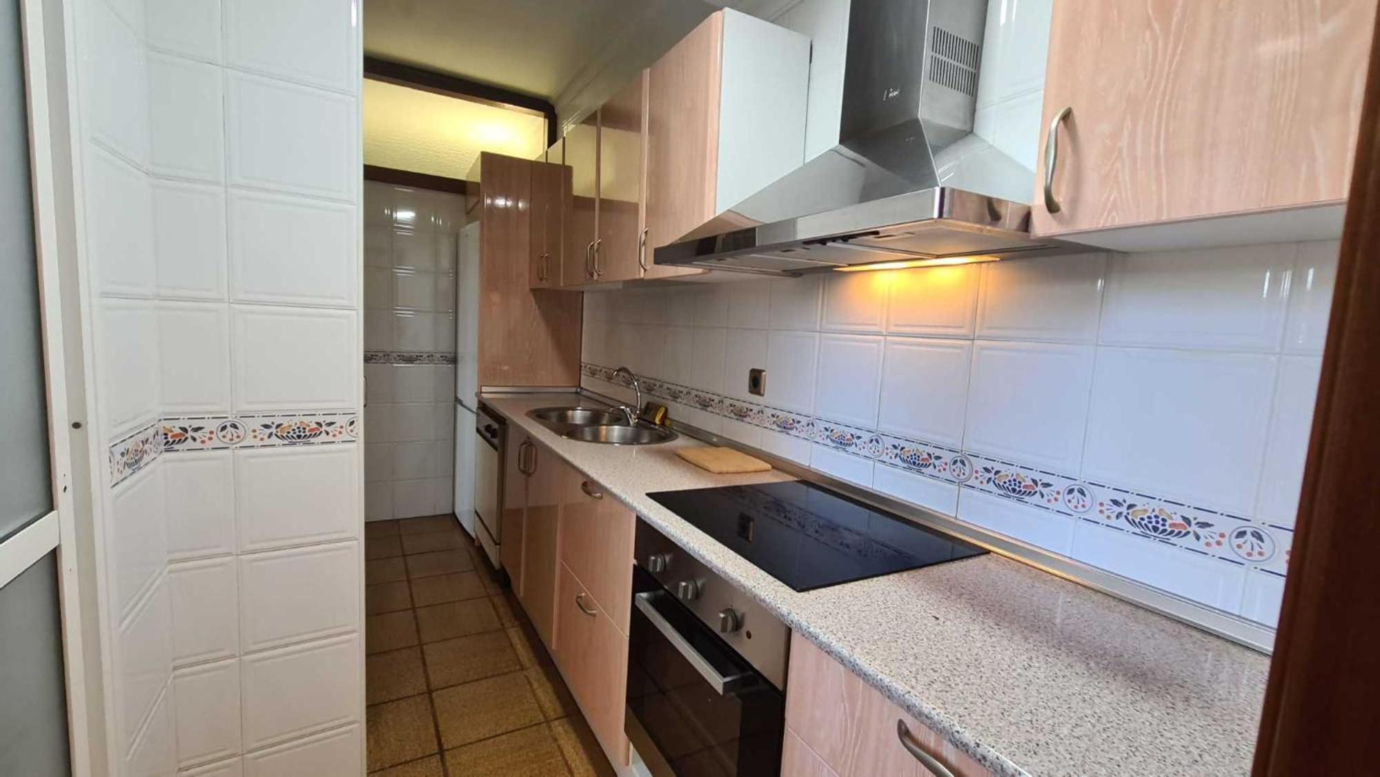 Sunny Aloha Apartment *