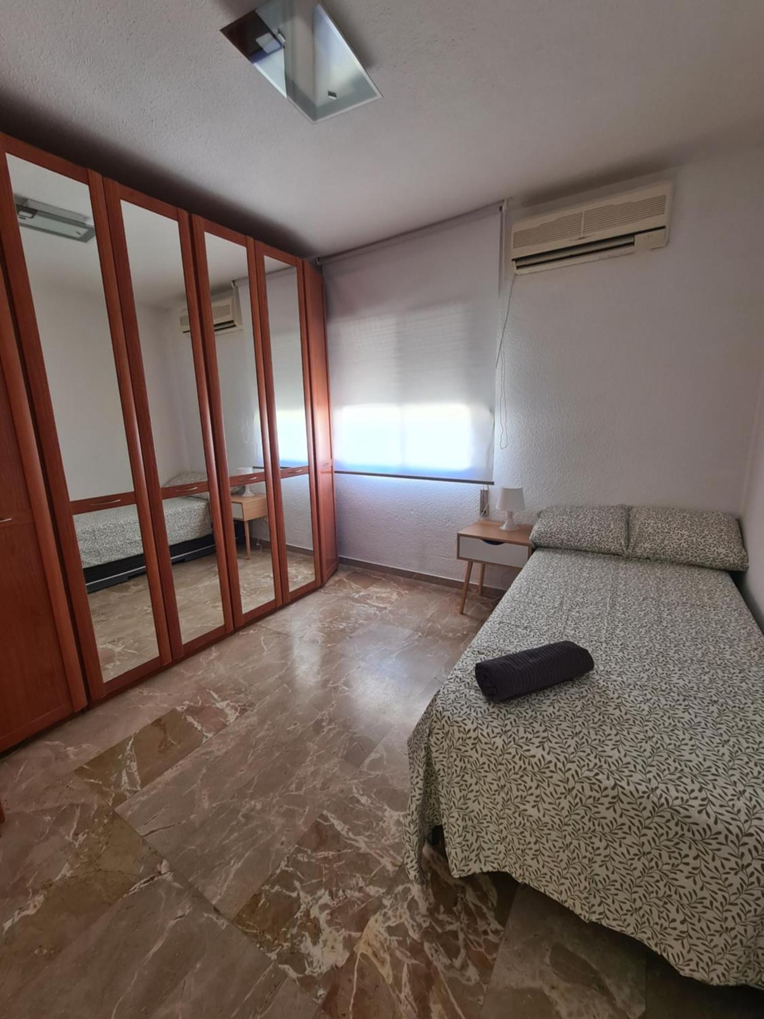 Benyamina House Holiday home *