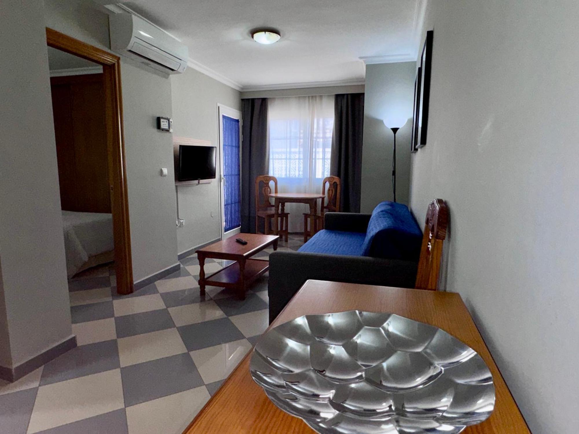 Nina De Oro Apartment