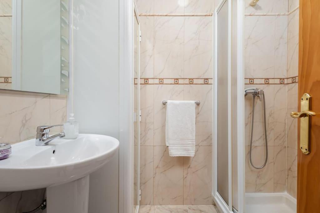 Apto En Carihuela Appartement *
