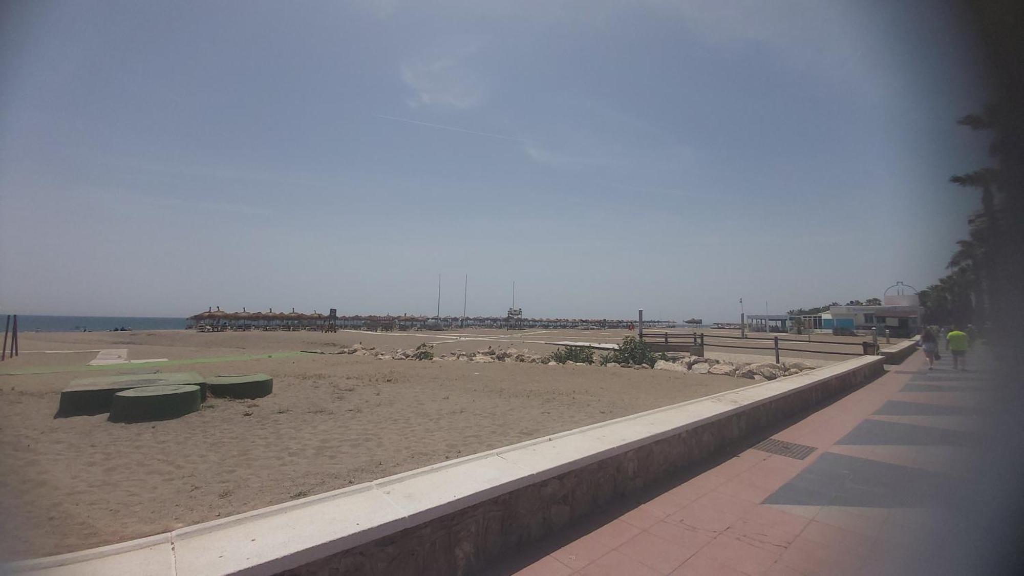 Del Parque Flats Playamar Apartment *