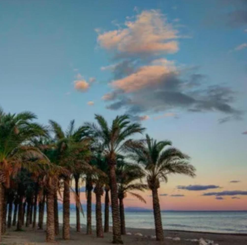 2 Minutos A La Playa Y Piscina- La Carihuela Apartamento *