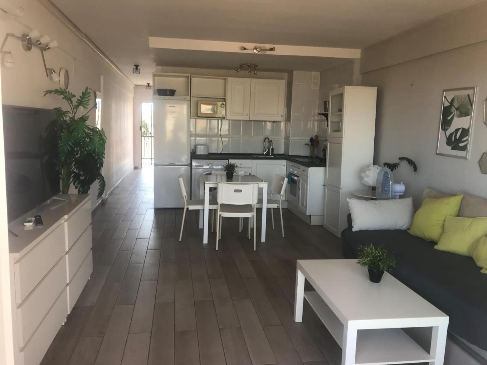 2 Minutos A La Playa Y Piscina- La Carihuela