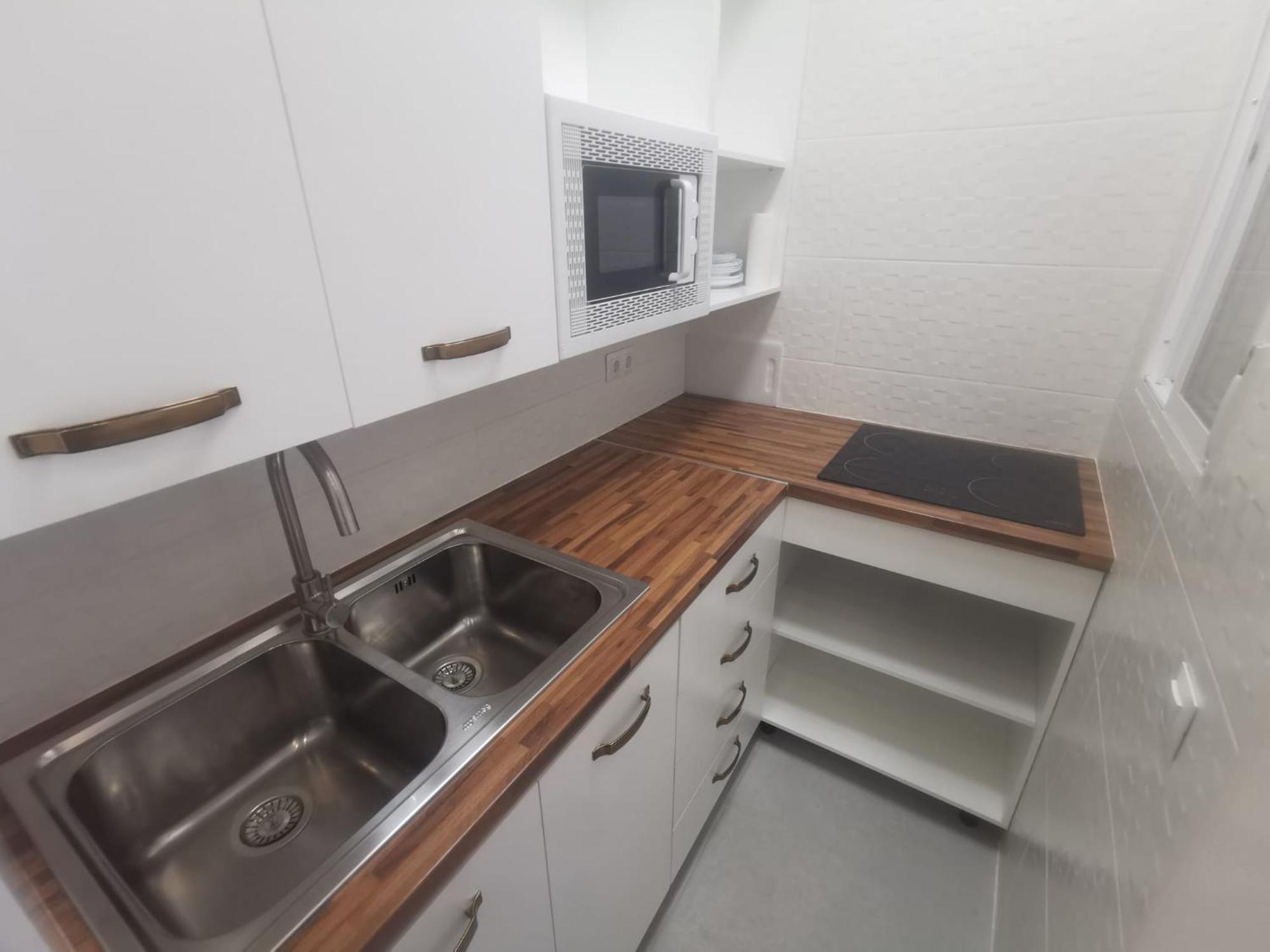 Urbanizacion La Roca, Estudio Apartment