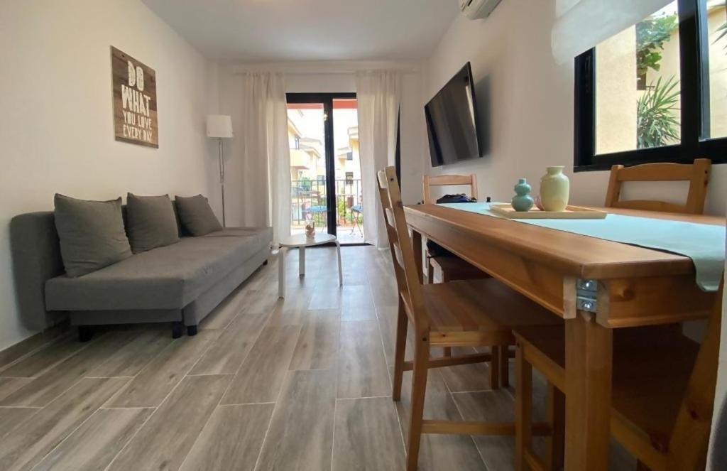 Beach Pontinental Appartement *