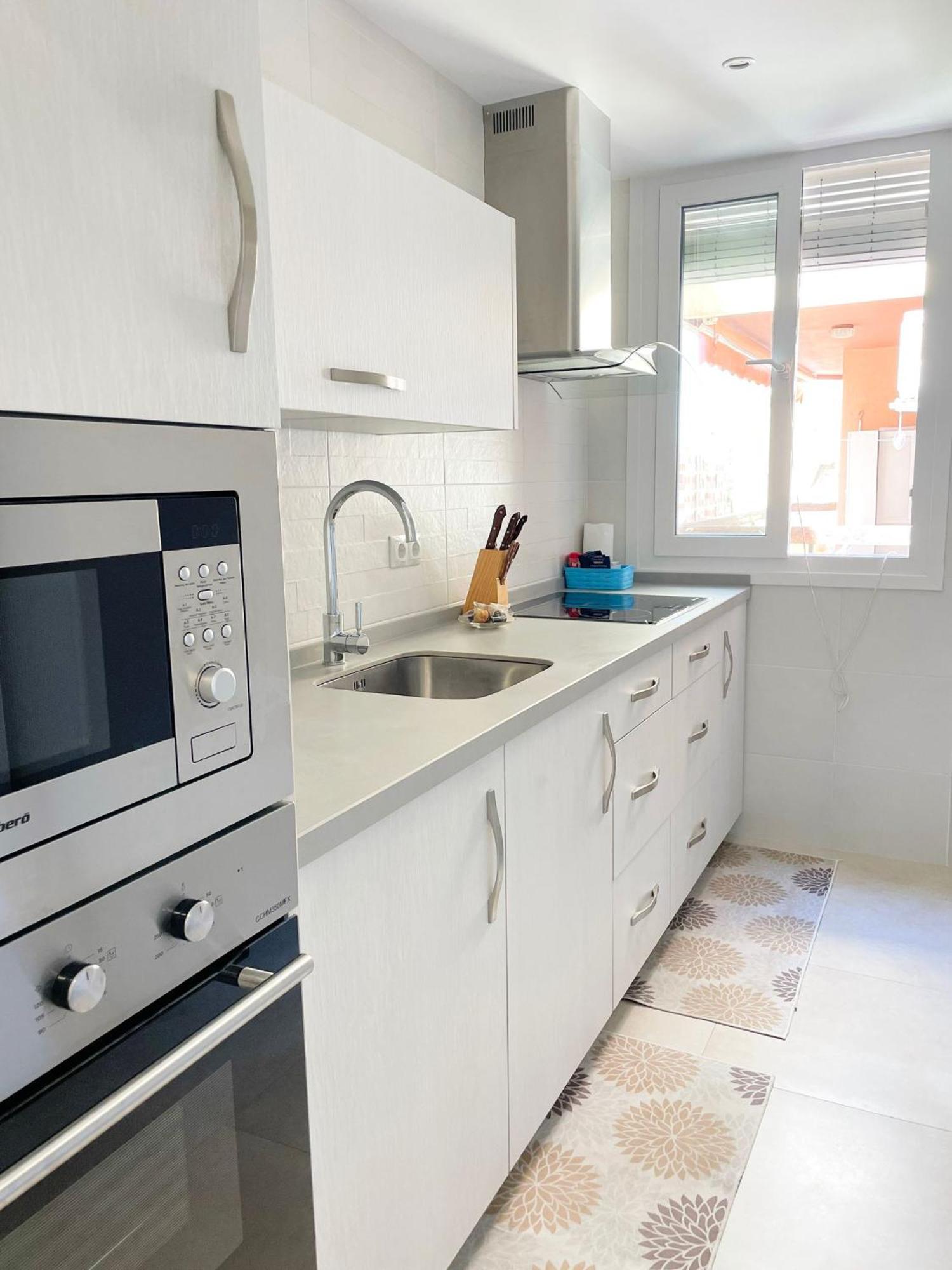 Amplio Apartamento En By Bebalmy *