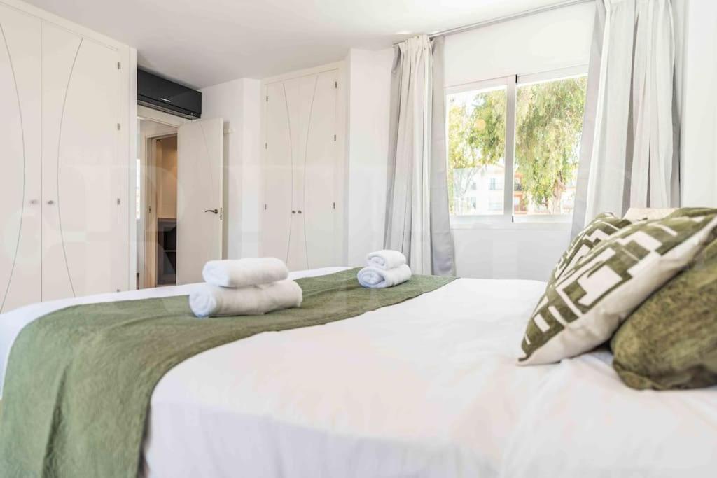 Full House With Pool, Bbq And Garden By Rems * Torremolinos