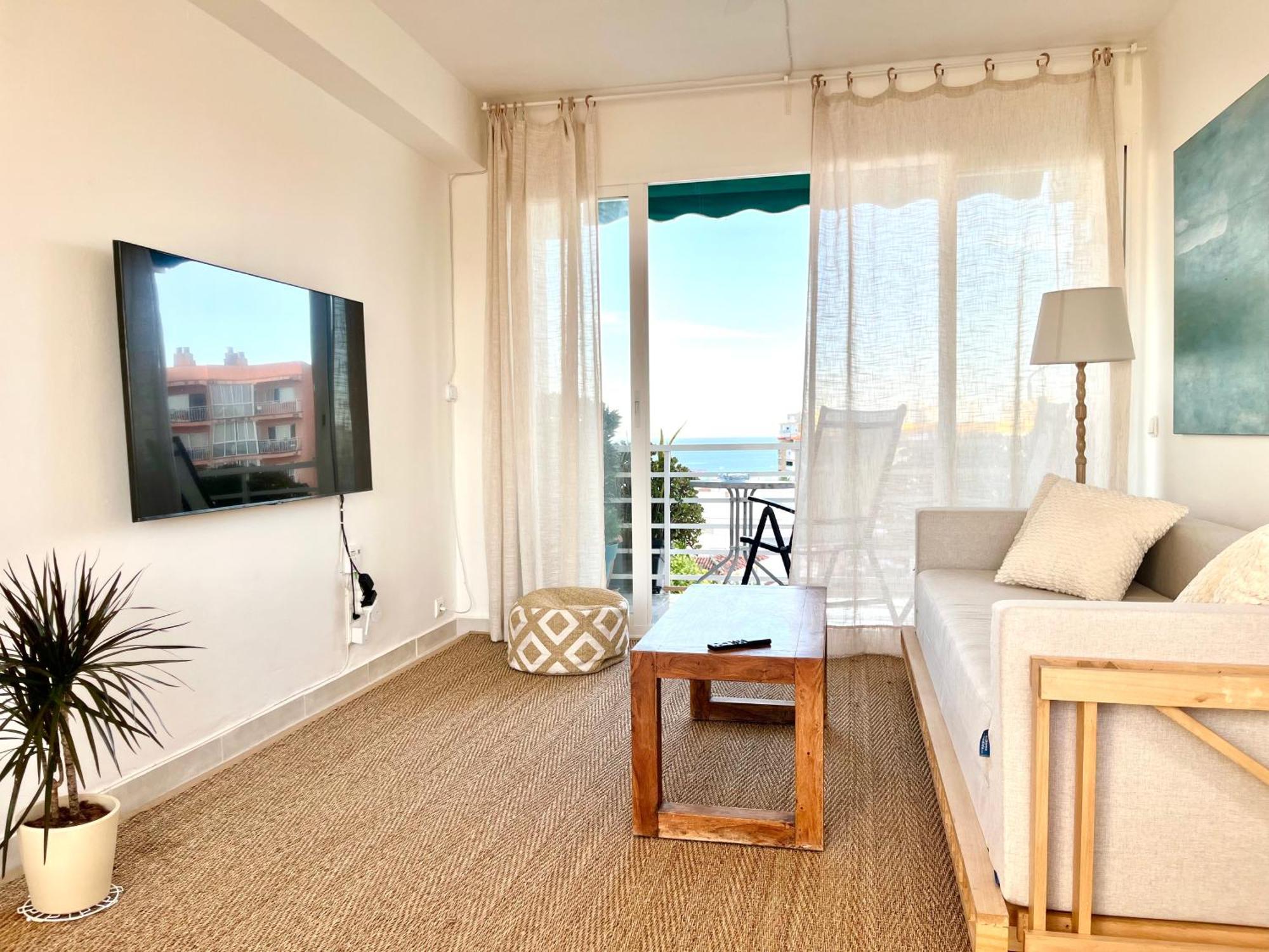 Light-filled With Sea Views Appartement *