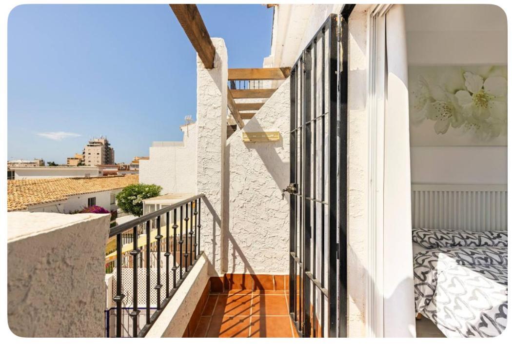 La Casa En La Carihuela Playa A 3 Minutos A Pie Vakantiehuis