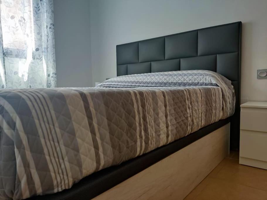 Apartamento Precioso Piso Cerca De La Playa, Aeropuerto Y Tren *