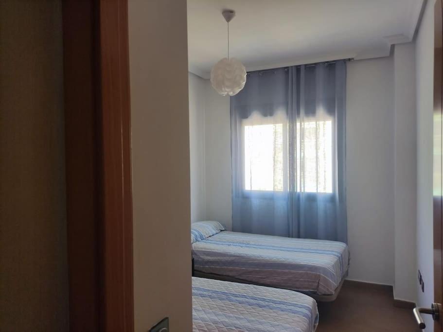 Precioso Piso Cerca De La Playa, Aeropuerto Y Tren Apartment *