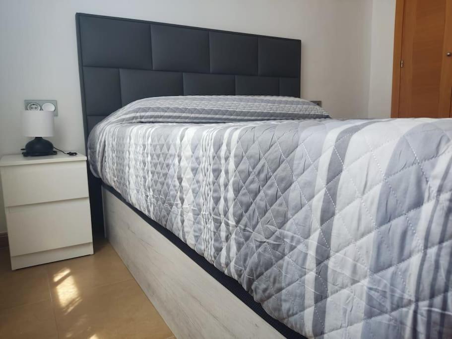Precioso Piso Cerca De La Playa, Aeropuerto Y Tren Apartment *