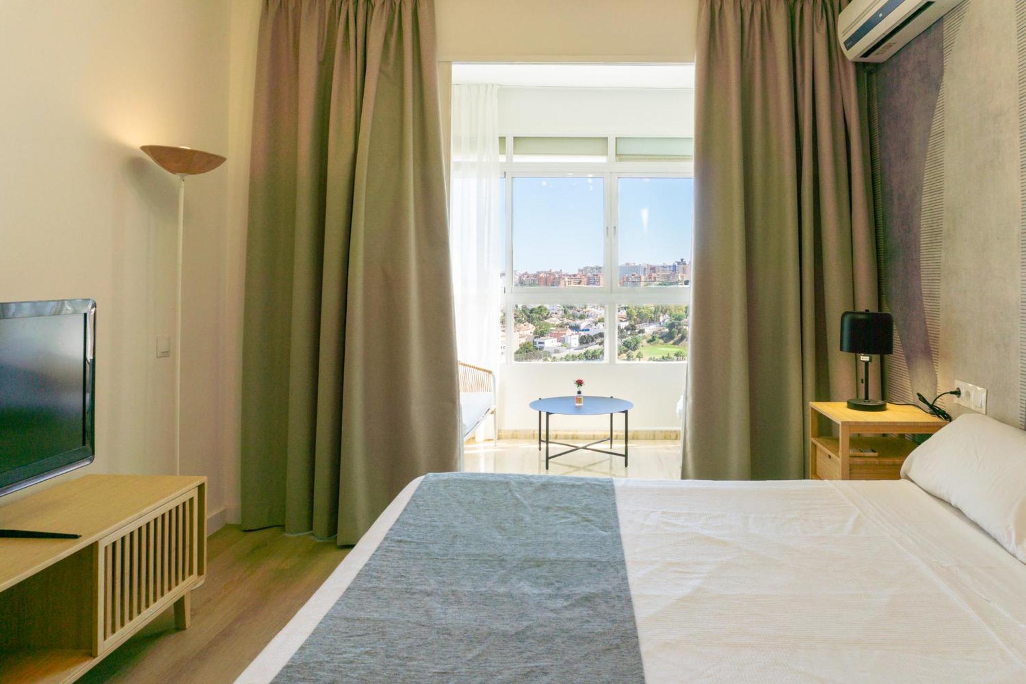 Colina Sea Views Apartment Torremolinos