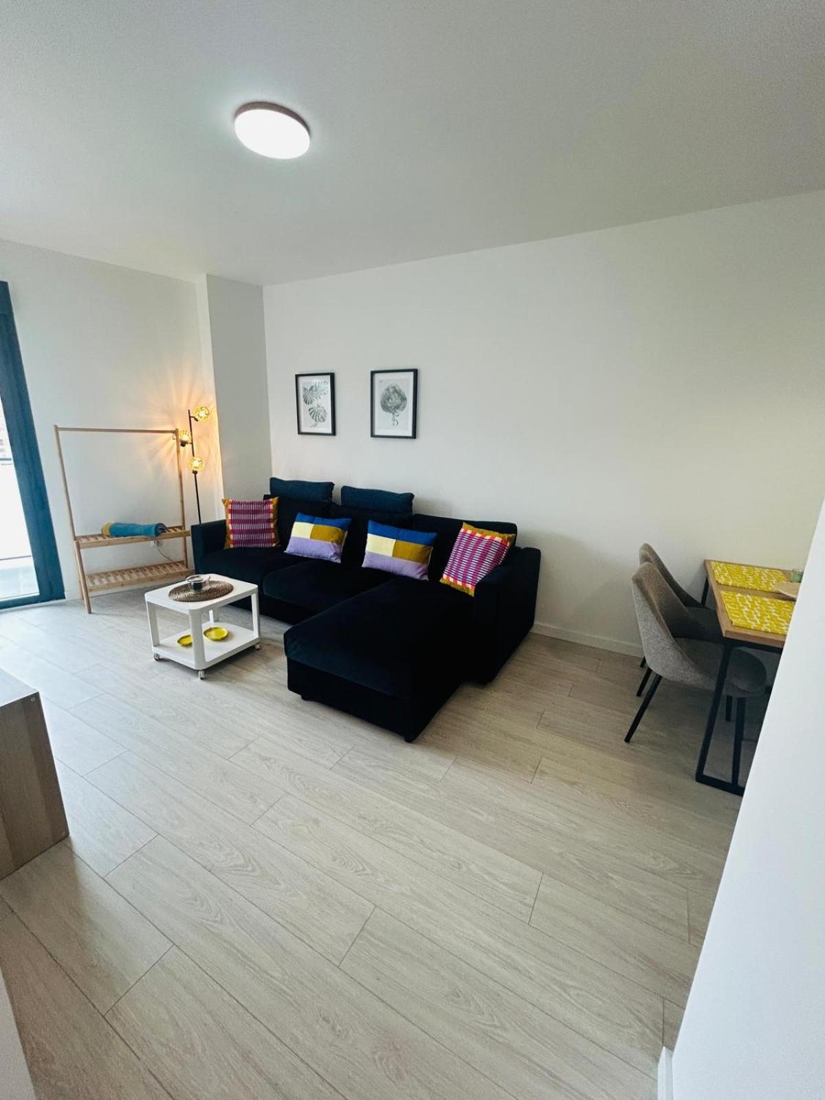 Aptos Diseno Centro Apartment Torremolinos