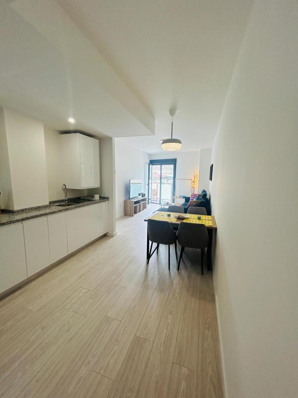 Apartment Aptos Diseno Centro *