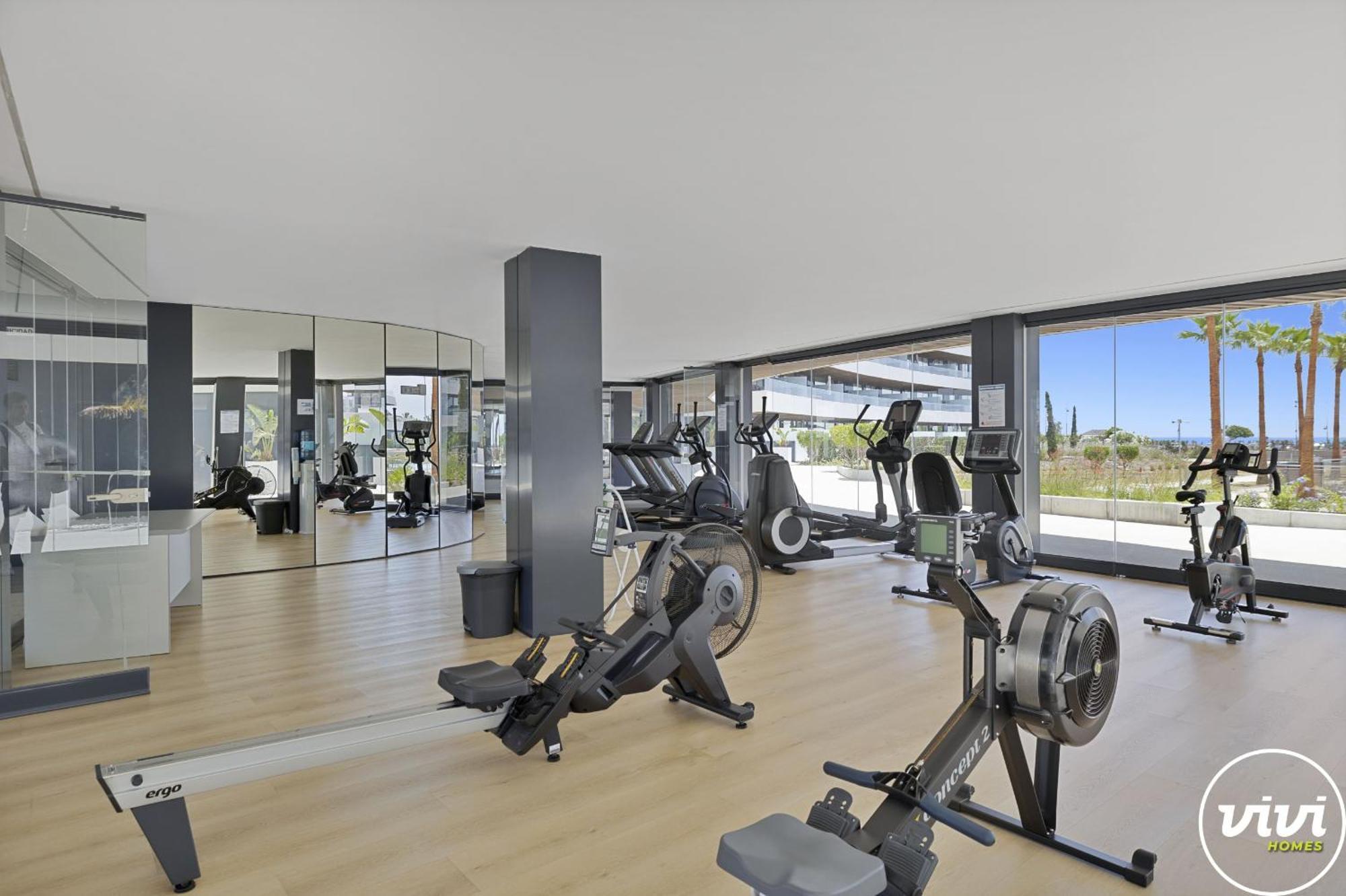 Apartamento Vivi Homes - Aura Pool, Sauna, Spa, Gym & Sea View *