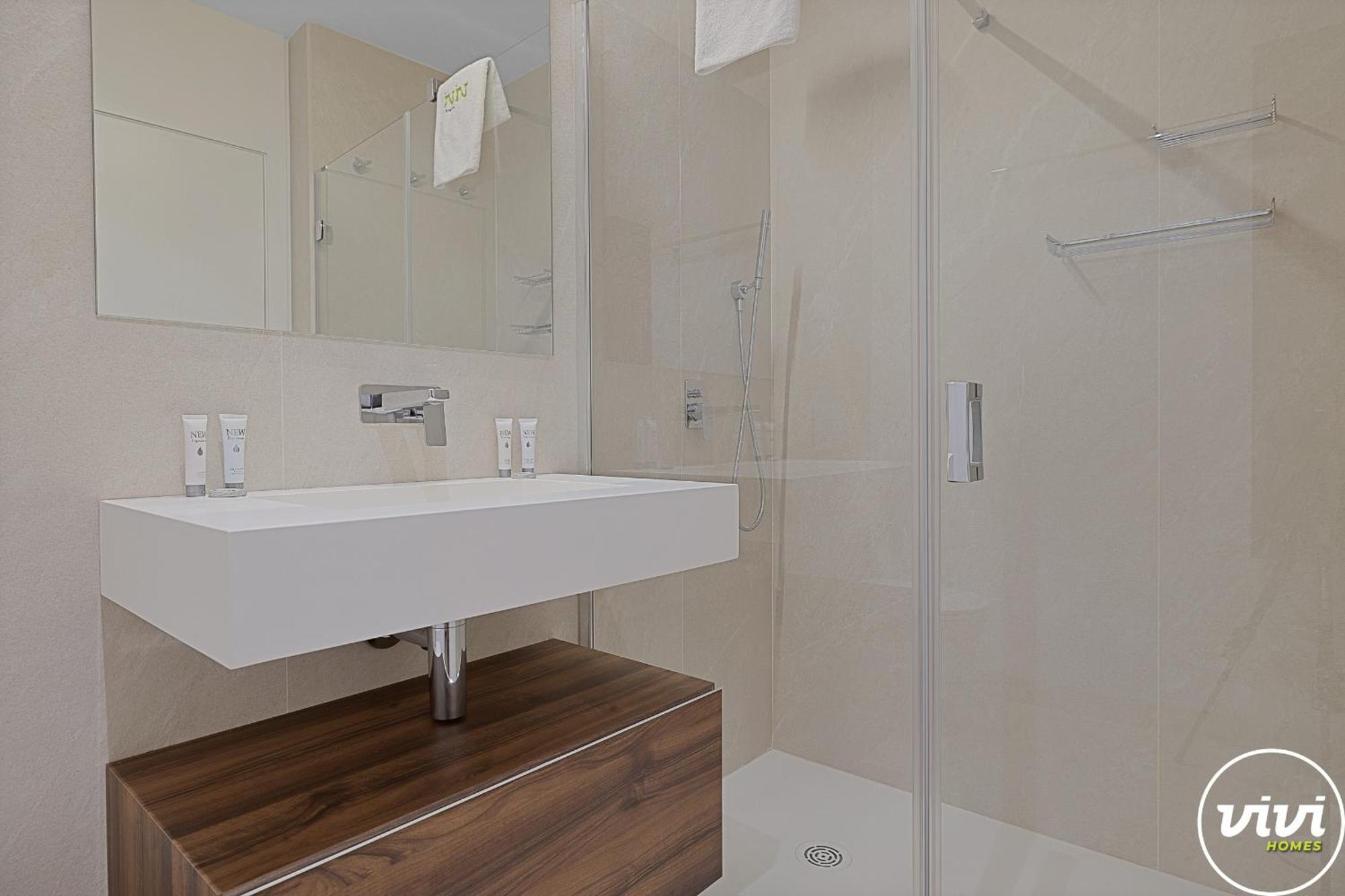 Apartment Vivi Homes - Aura Pool, Sauna, Spa, Gym & Sea View *