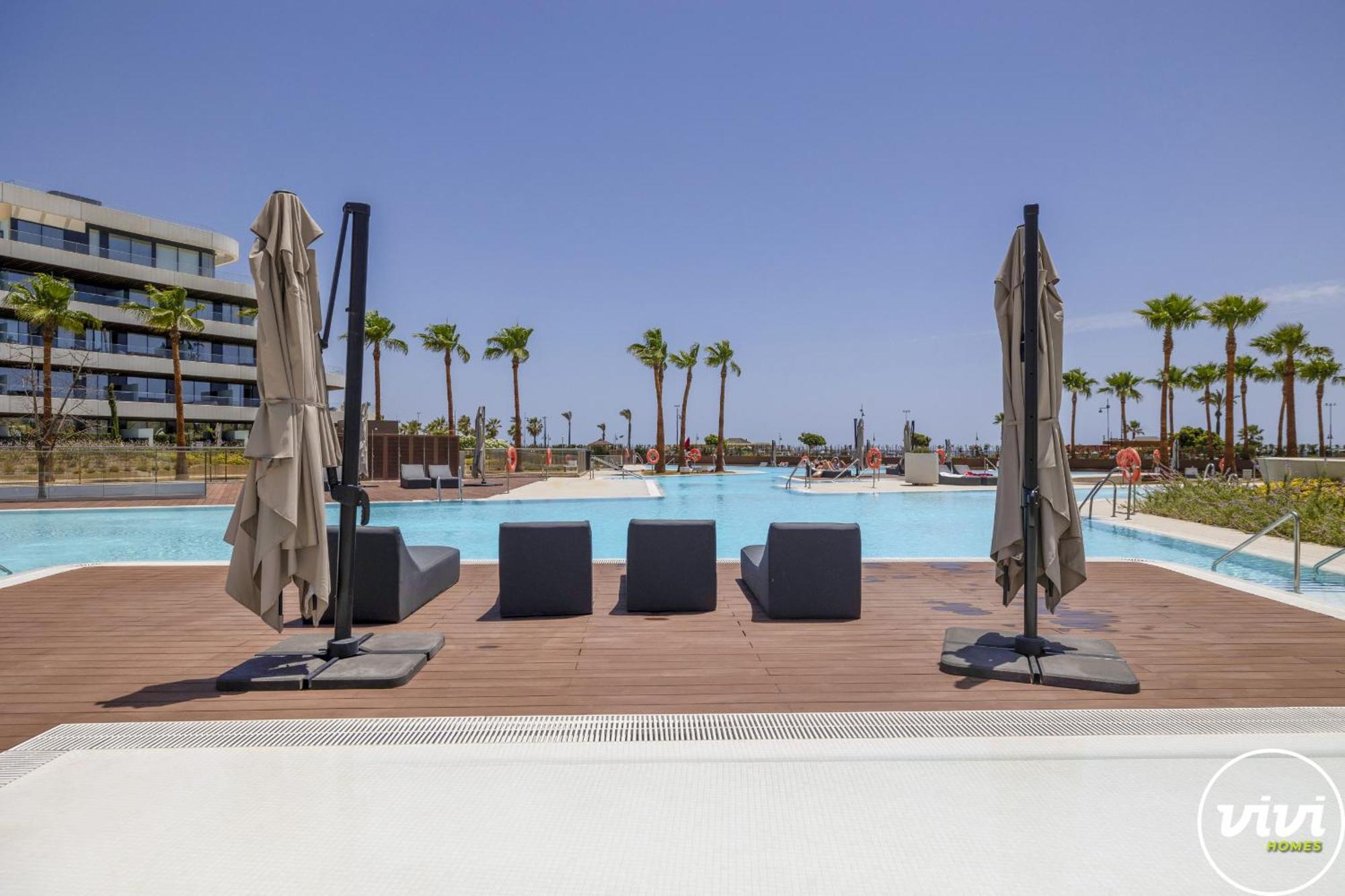 Vivi Homes - Aura Pool, Sauna, Spa, Gym & Sea View *
