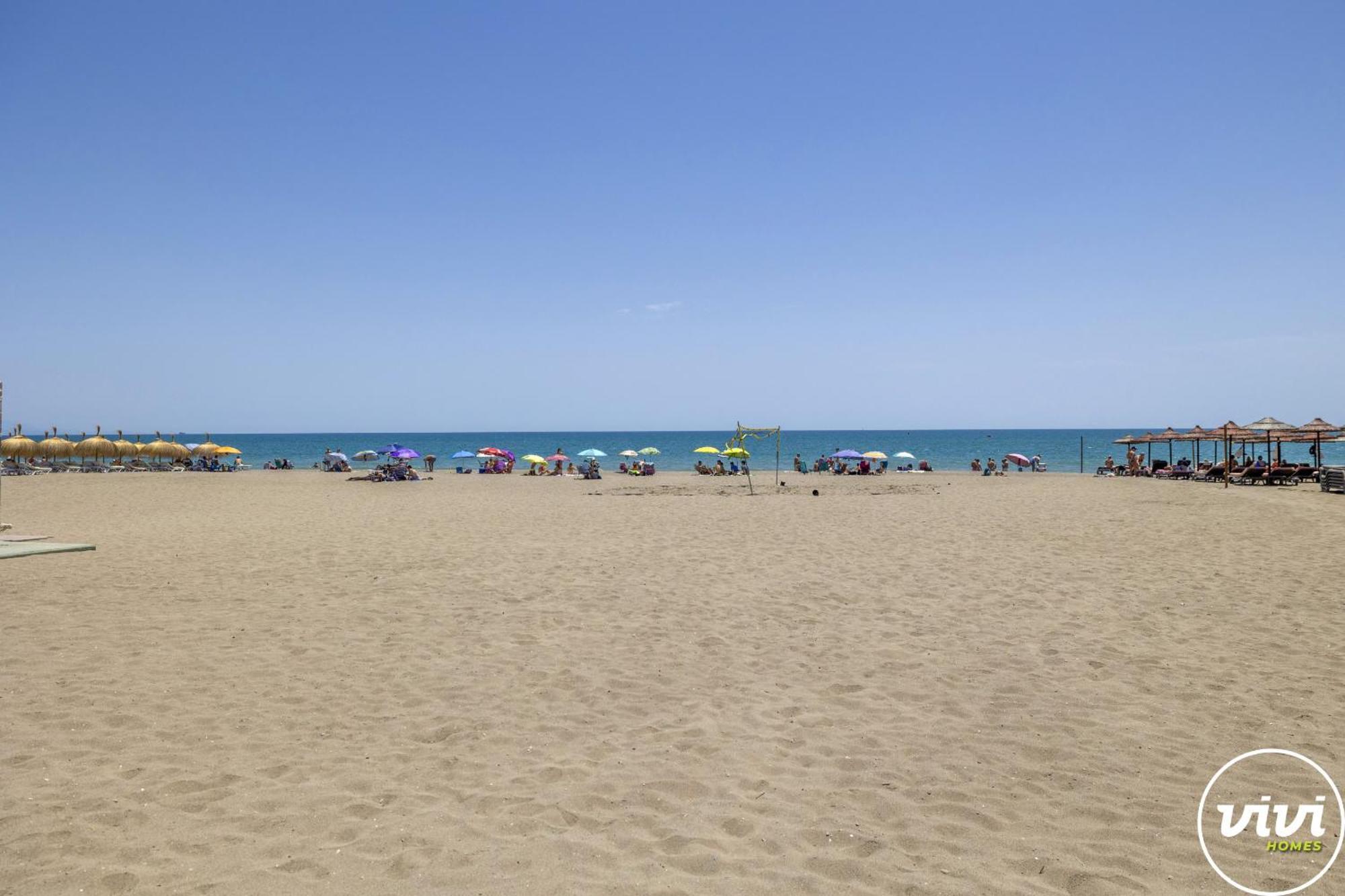 Vivi Homes - Aura Pool, Sauna, Spa, Gym & Sea View Apartamento