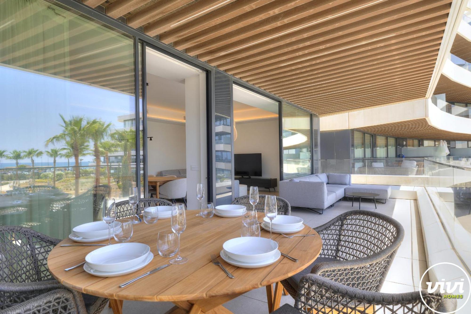 Apartamento Vivi Homes - Aura Pool, Sauna, Spa, Gym & Sea View *