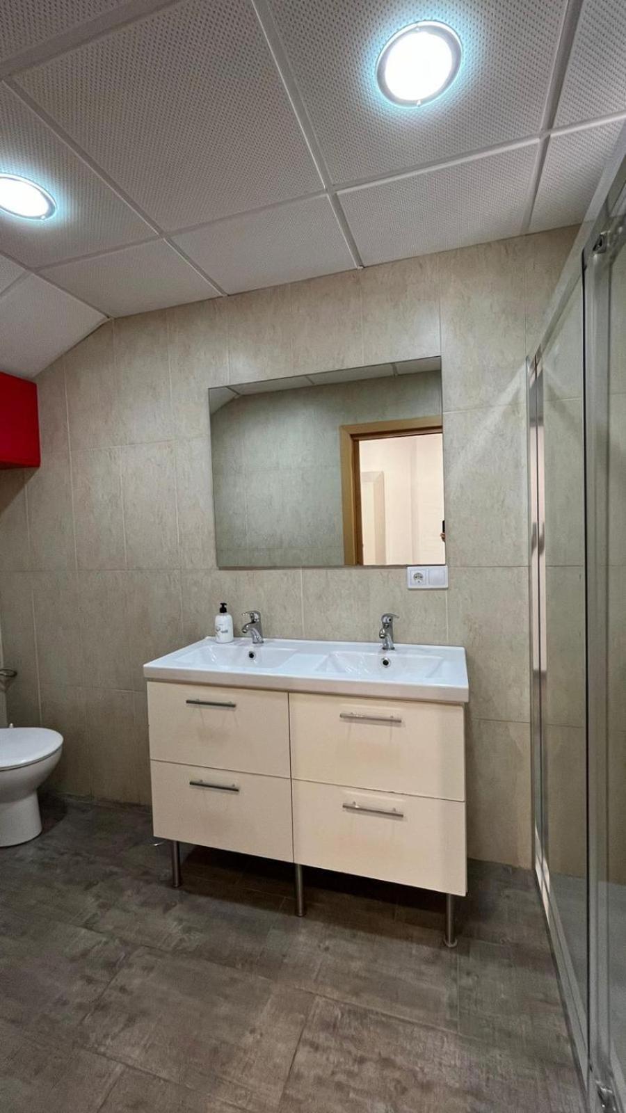 A 30 Metro De La Playa Con Piscina Y Garaje En La Carihuela Apartment Torremolinos