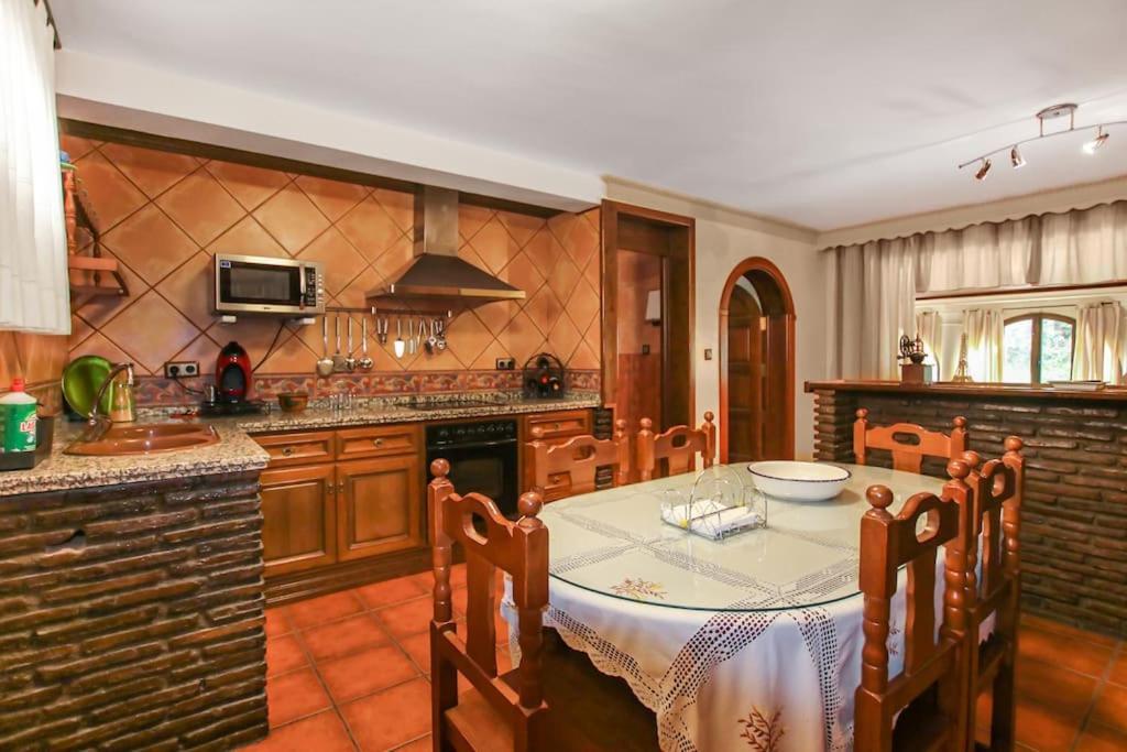 Holiday home Ayma Gorilla *