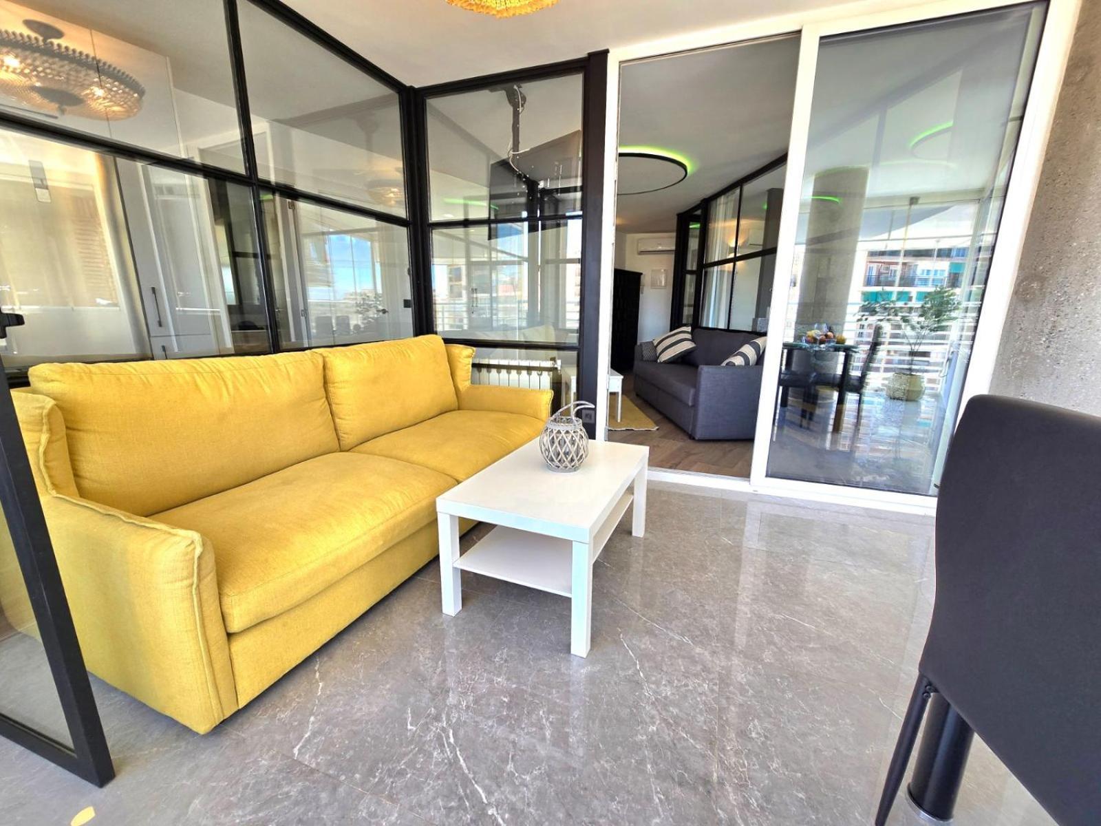 Appartement Crystal Elegance City Center With Seasonal Pool