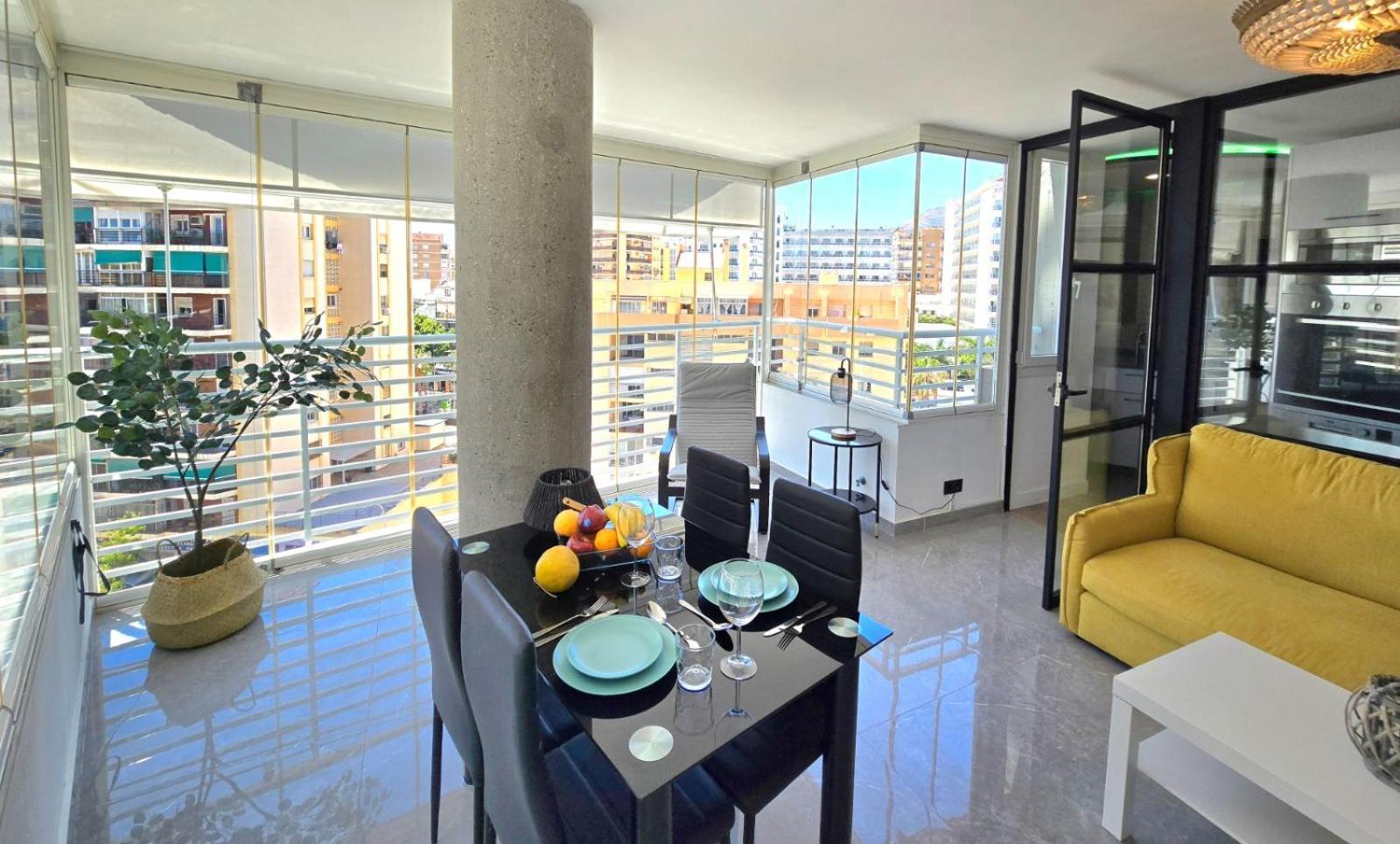 Crystal Elegance City Center With Seasonal Pool Appartement *