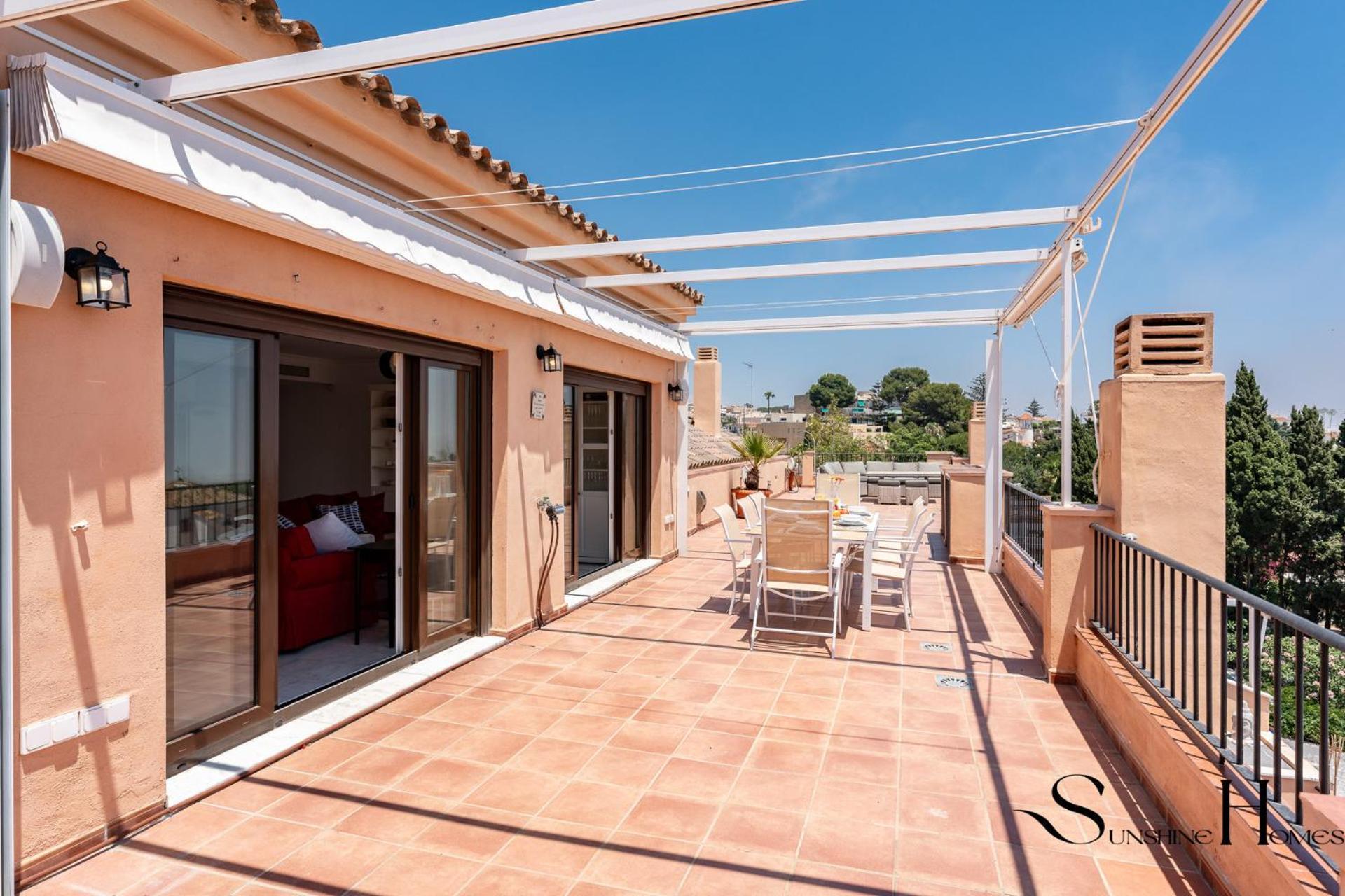 Apartment Magnificent 4br Oasis, Panoramic Terrace, Pool And Parking *