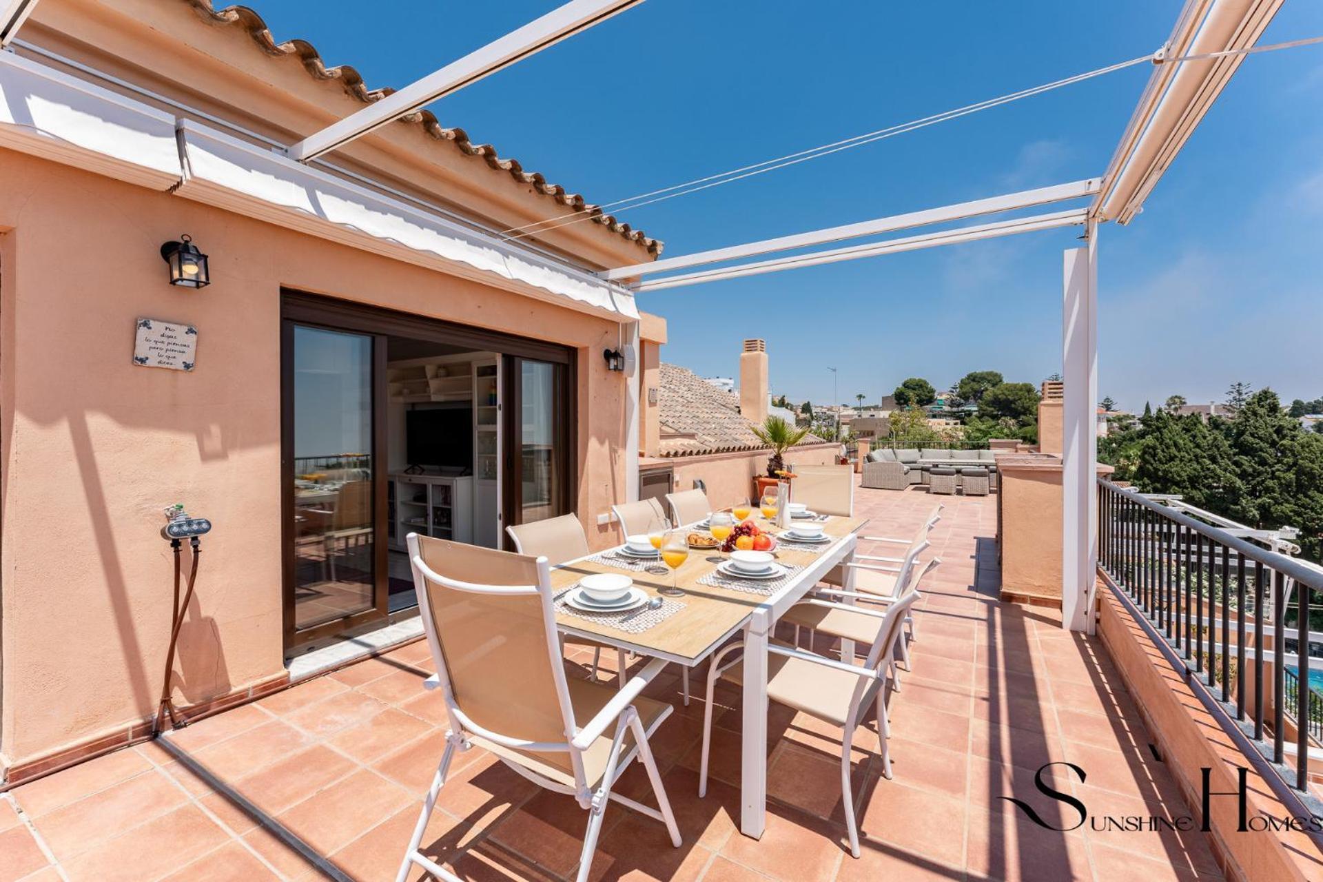 Apartment Magnificent 4br Oasis, Panoramic Terrace, Pool And Parking