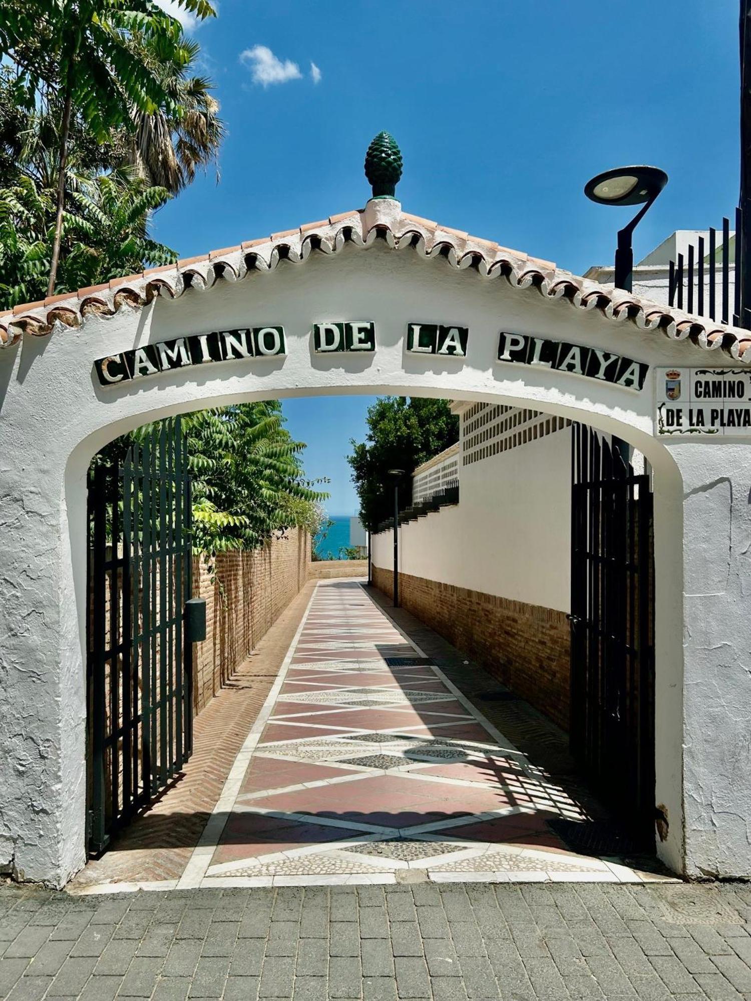 One Bedroom Flat In The Centre Of * Torremolinos
