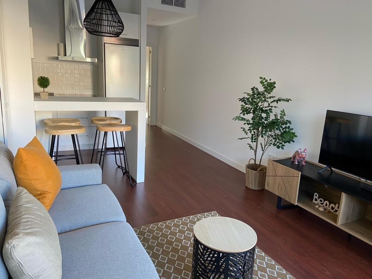 One Bedroom Flat In The Centre Of Apartamento Torremolinos