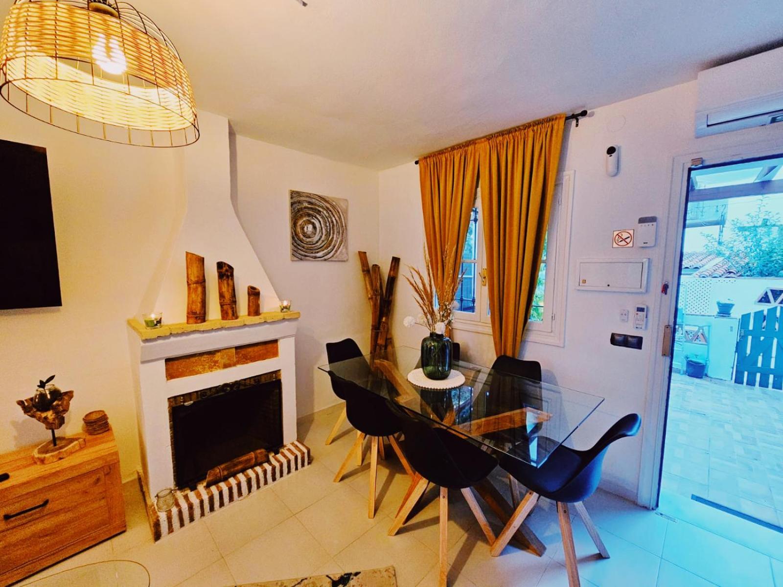 J&l Casa *
