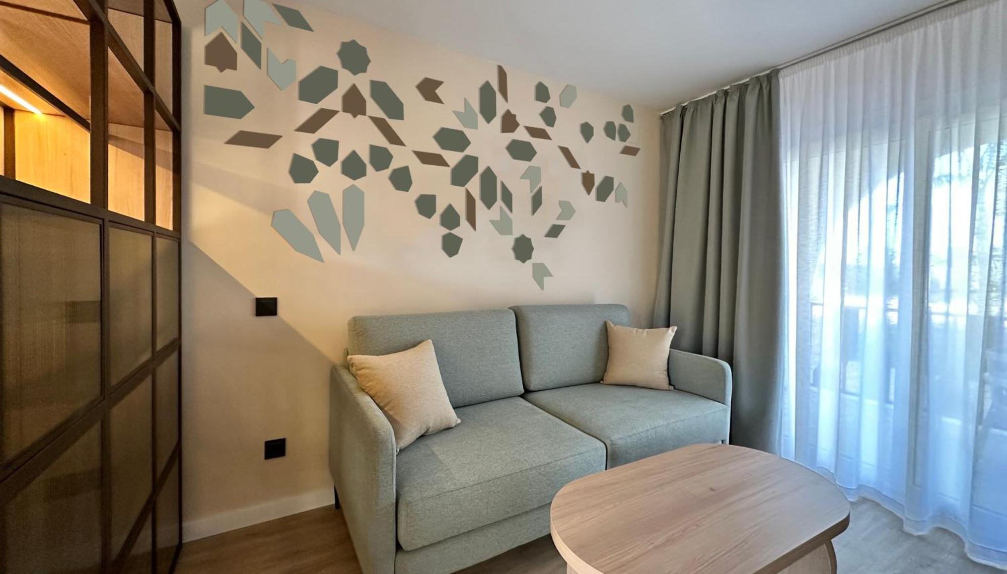 Puente Real Hotel