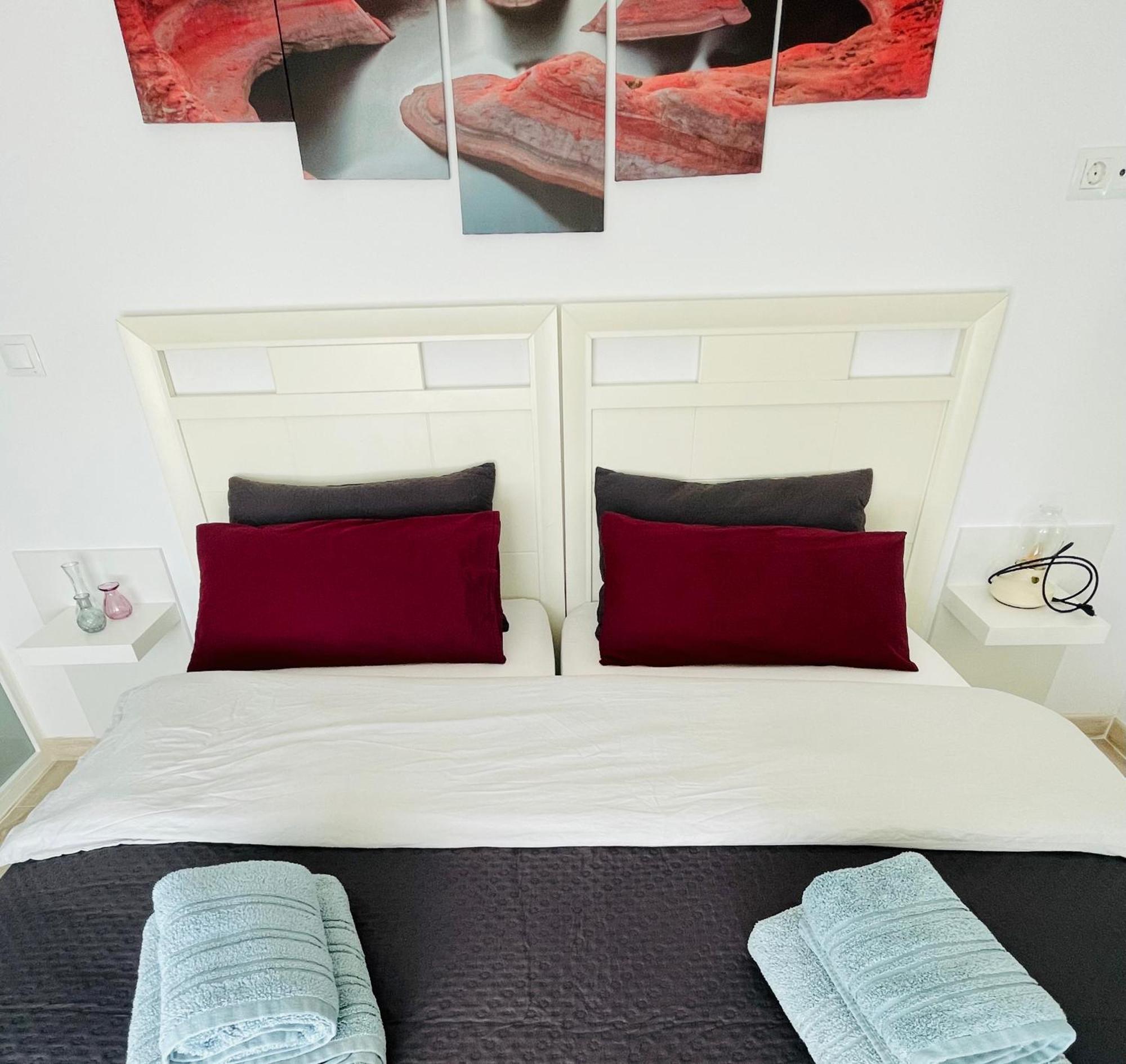 Apartment In Carihuela Torremolinos