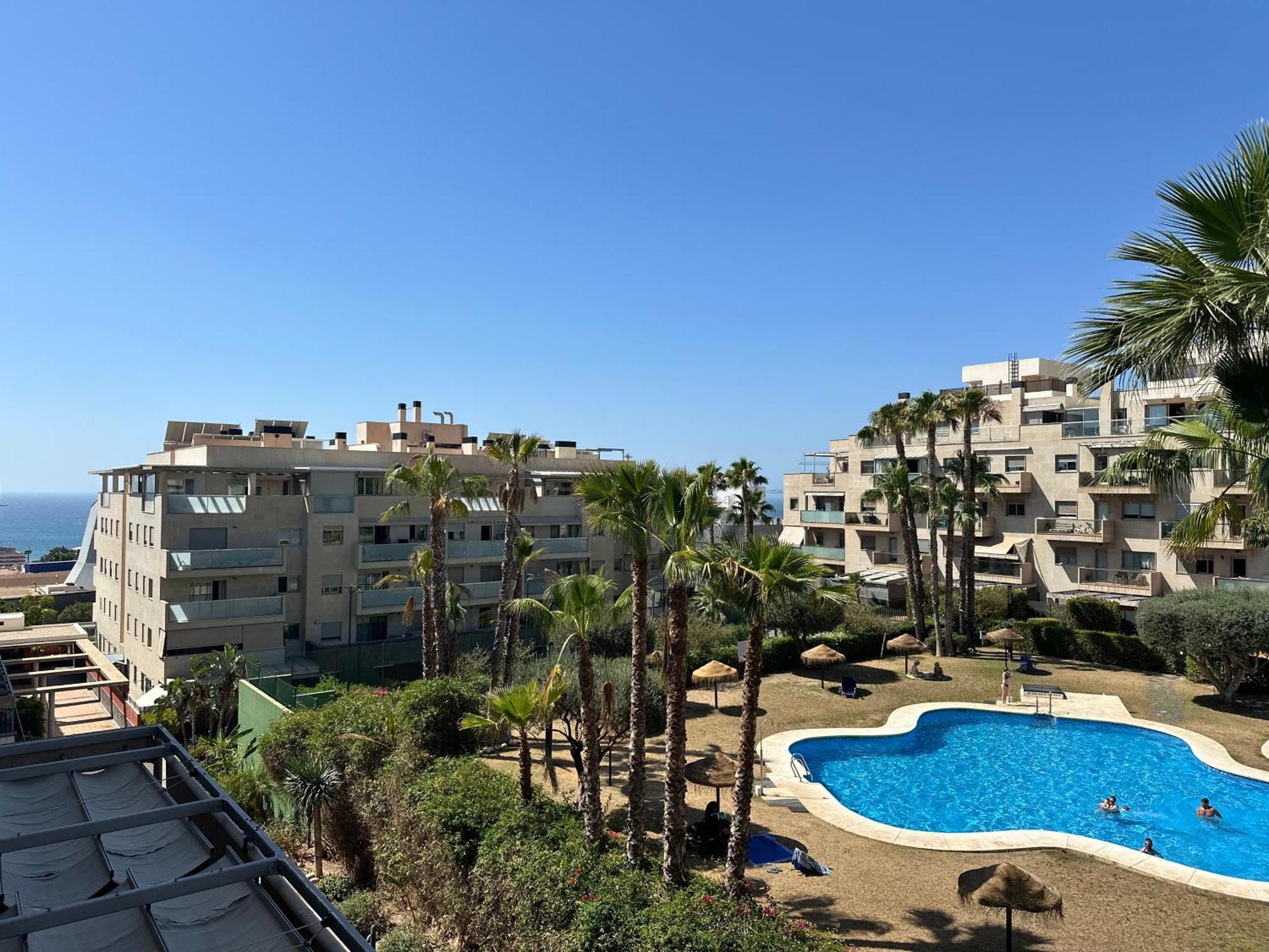 Tor- 2 Hab - Piscina - Terraza - Wifi * Torremolinos