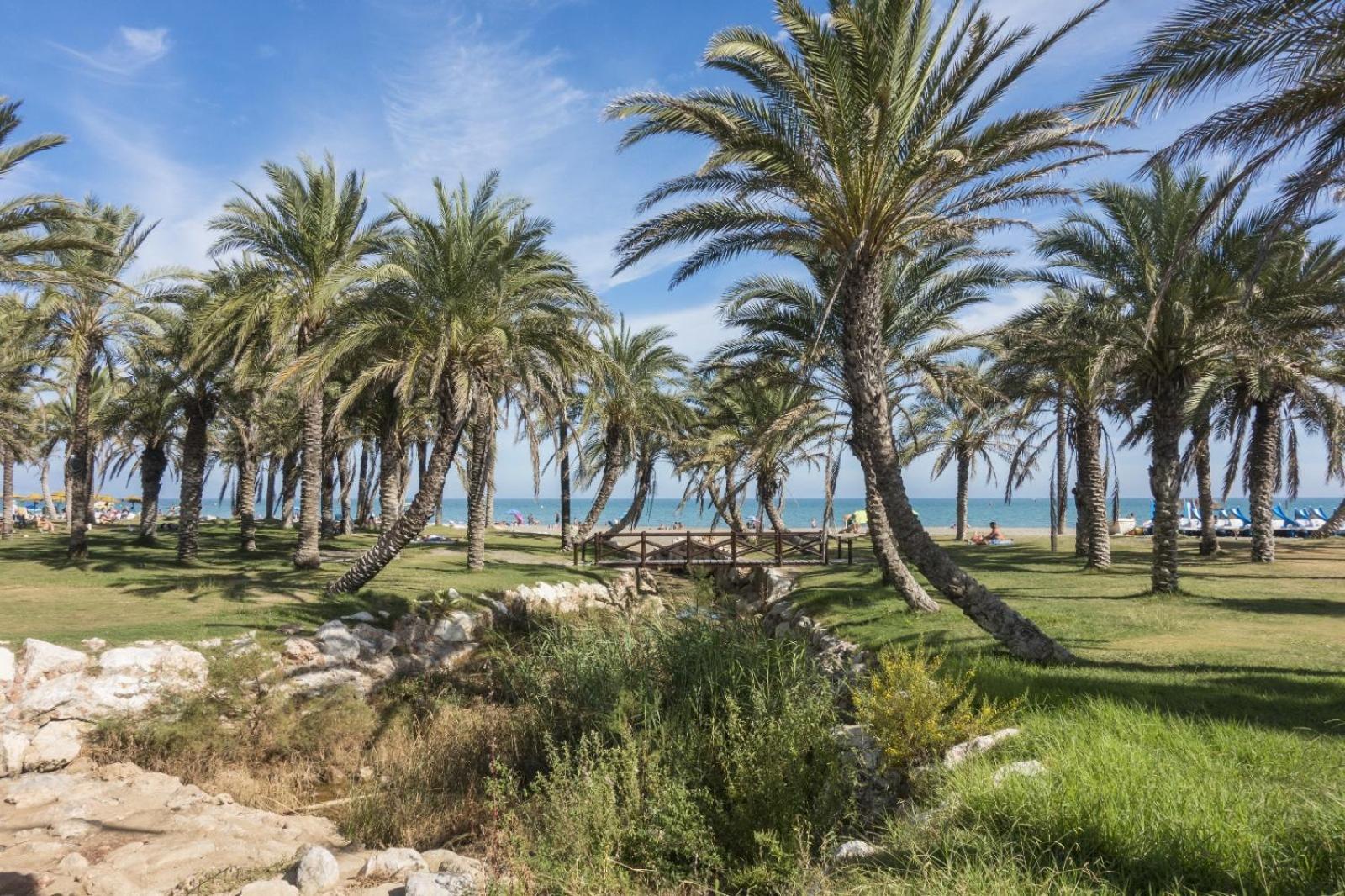 Luxury Carihuela With Private Jacuzzi By Ensuite Torremolinos
