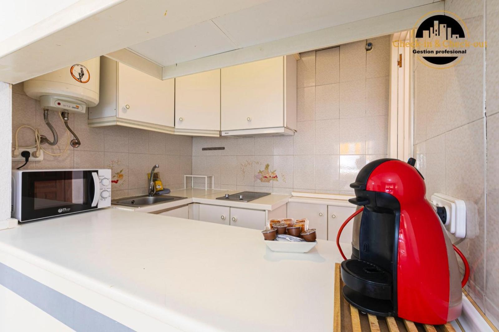 Apartamento El Bajondillo A 30 Metros De La Playa *