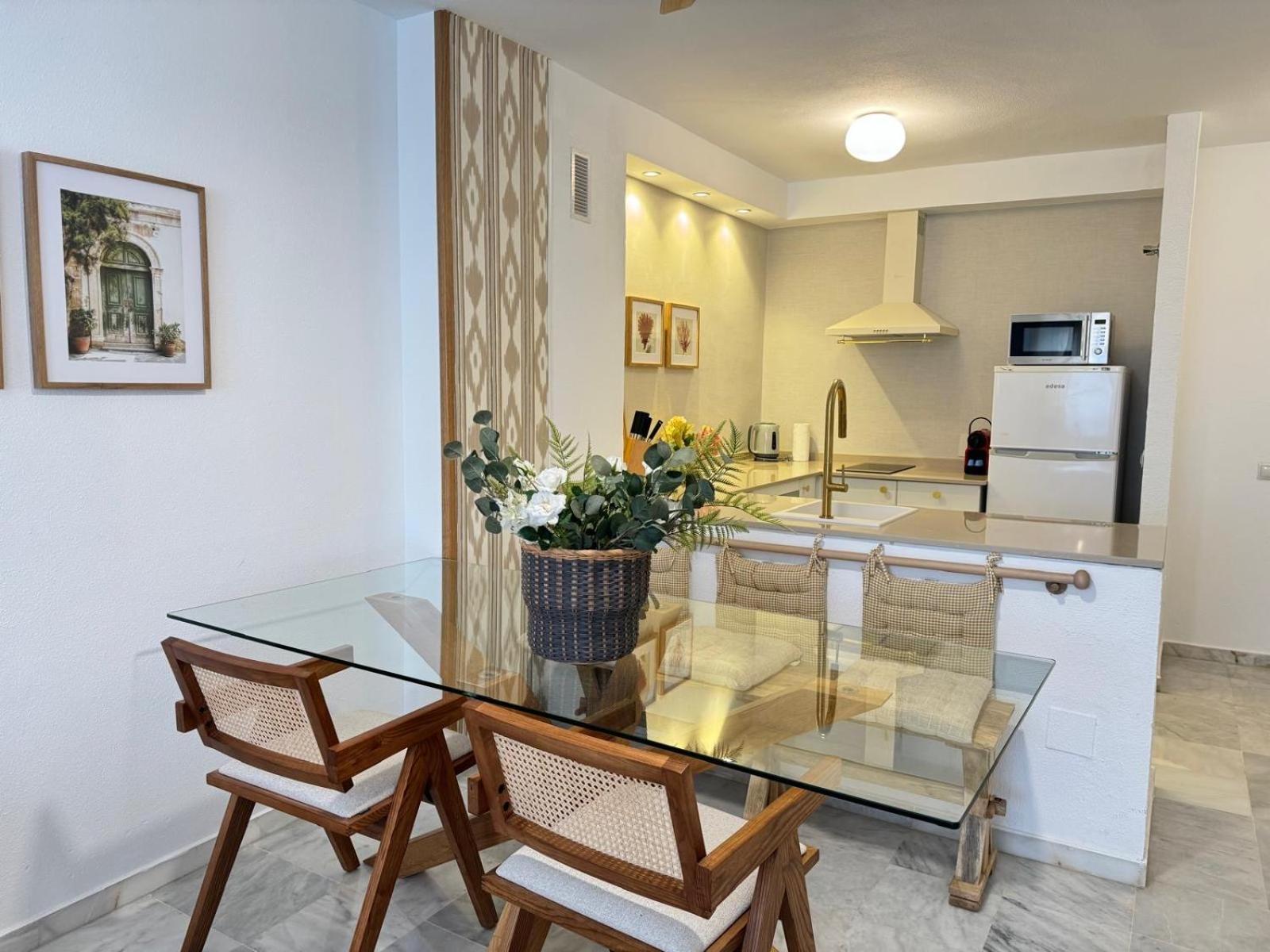 Apartment Nuevo Close To Sinese Design Homes