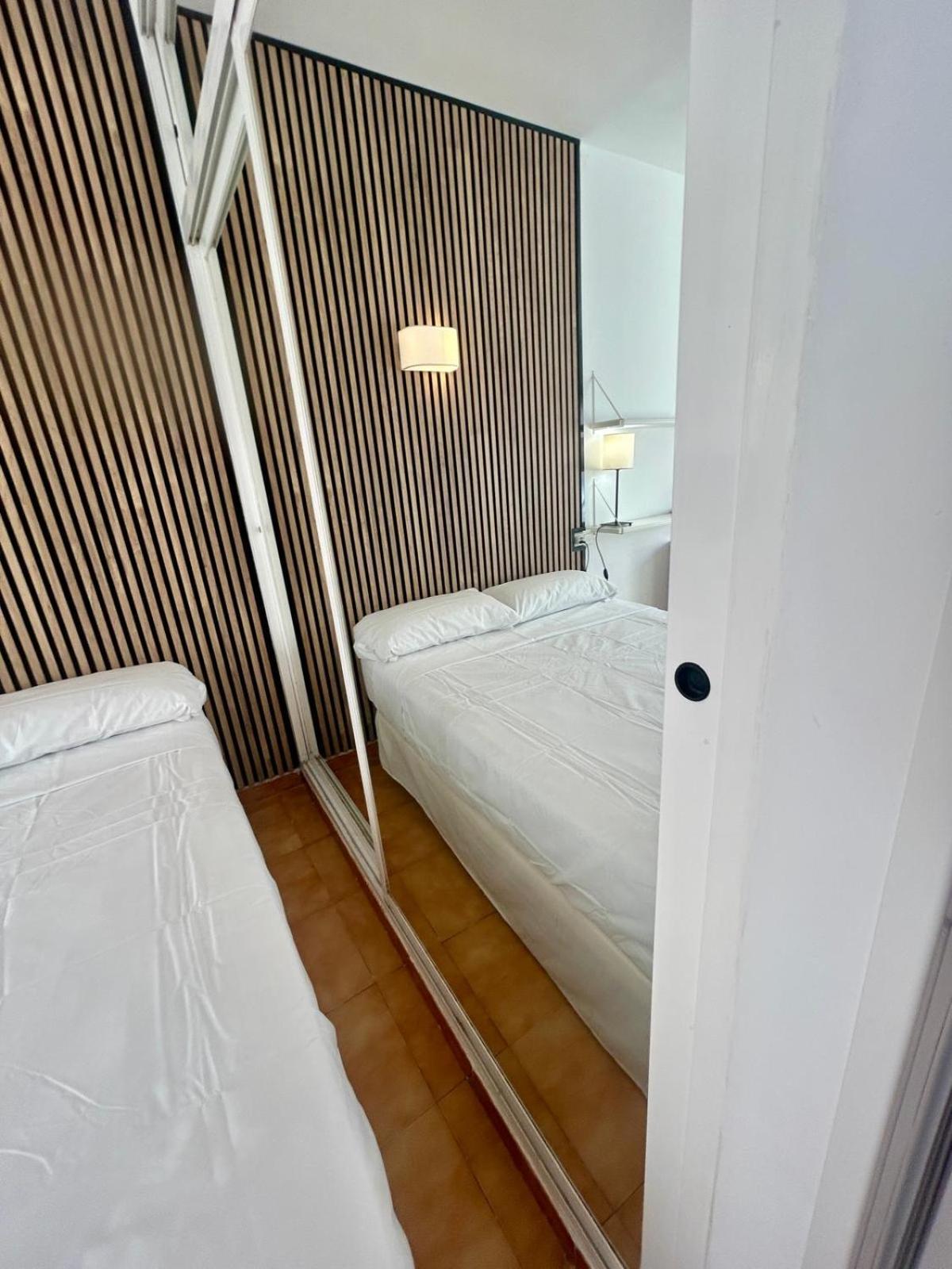 Aptos Diseno Centro Apartment *