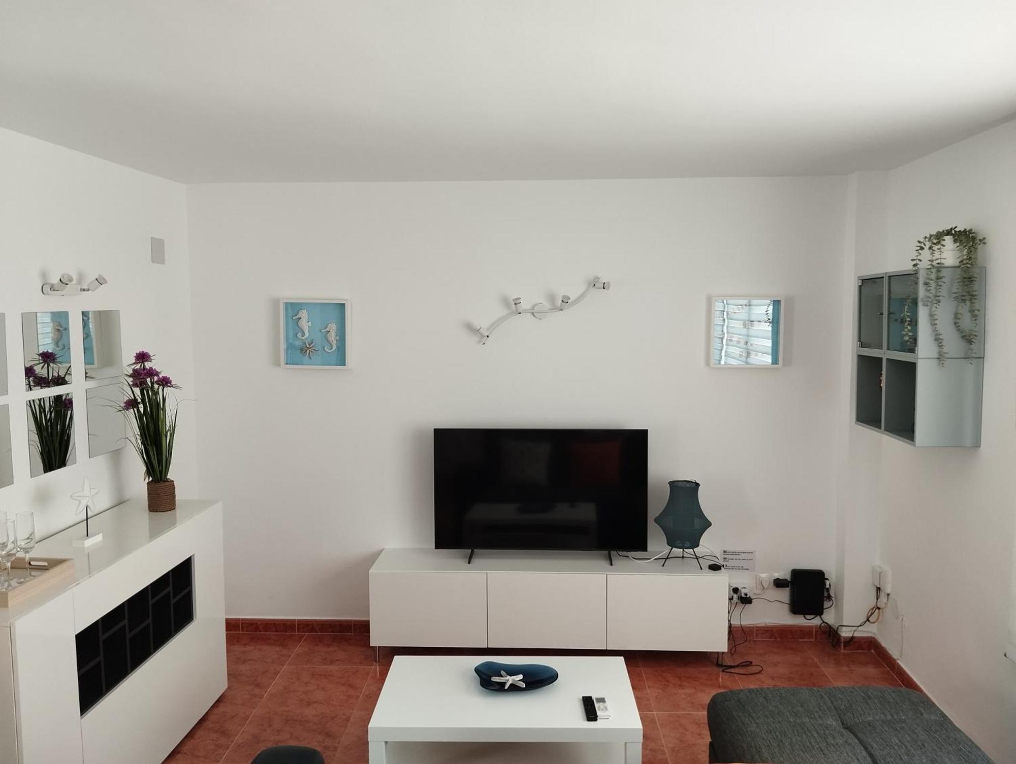 Lidia Planta 1, La Carihuela 1ª Linea Playa, Vistas Mar, 1 Dormitorio, 52 M2, 1-3 Huesped, Amplio Balcon, Wifi Apartment *
