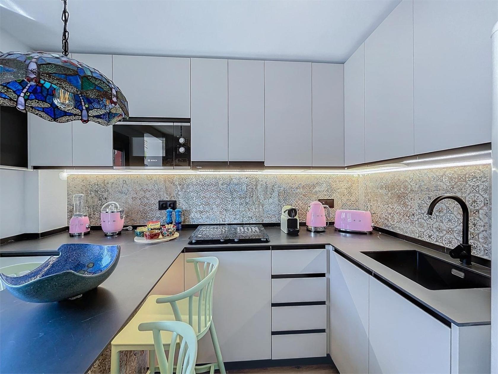 Alhambra Deco Homtels *