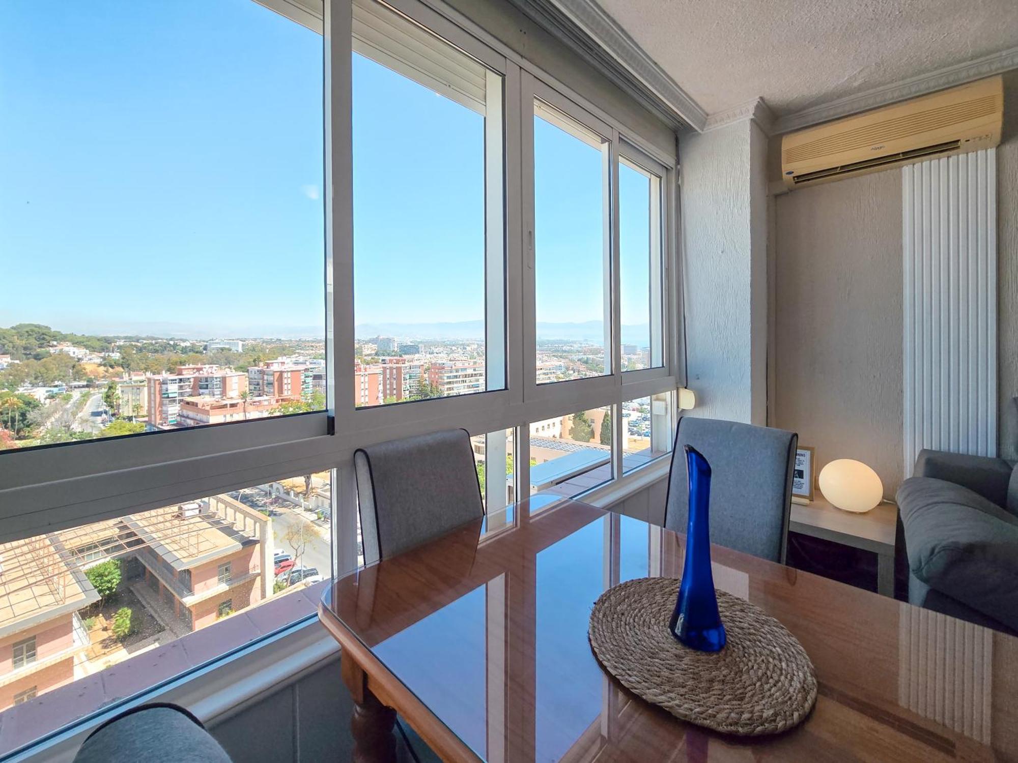 Horizon Estudio With Amazing Views