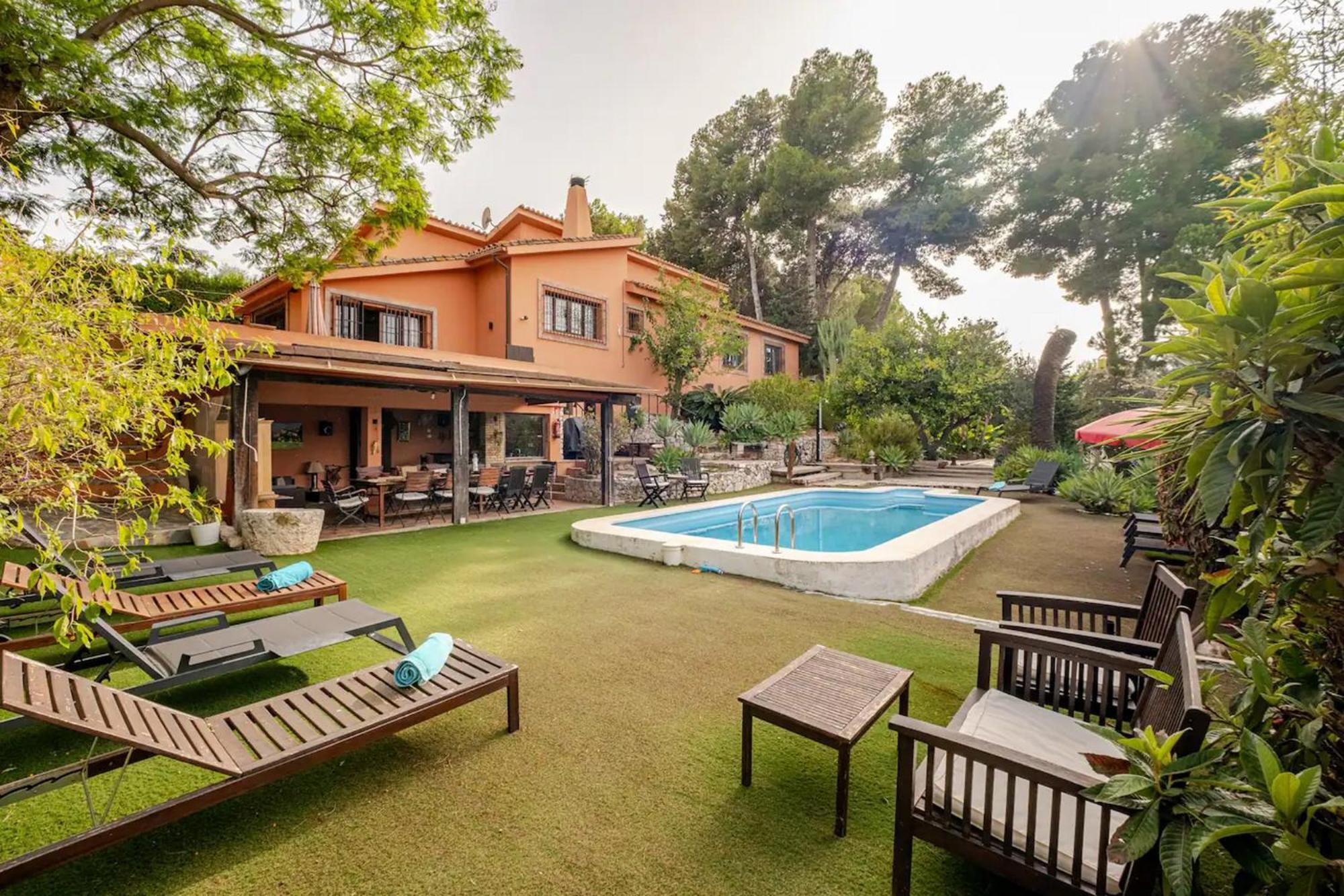 Tess Casantigua, Casa Con Sabor A Guatemala