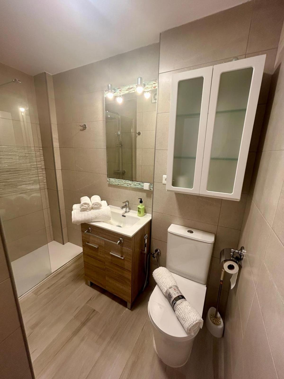 Centro Estudio Con Balcon Apartamento Torremolinos
