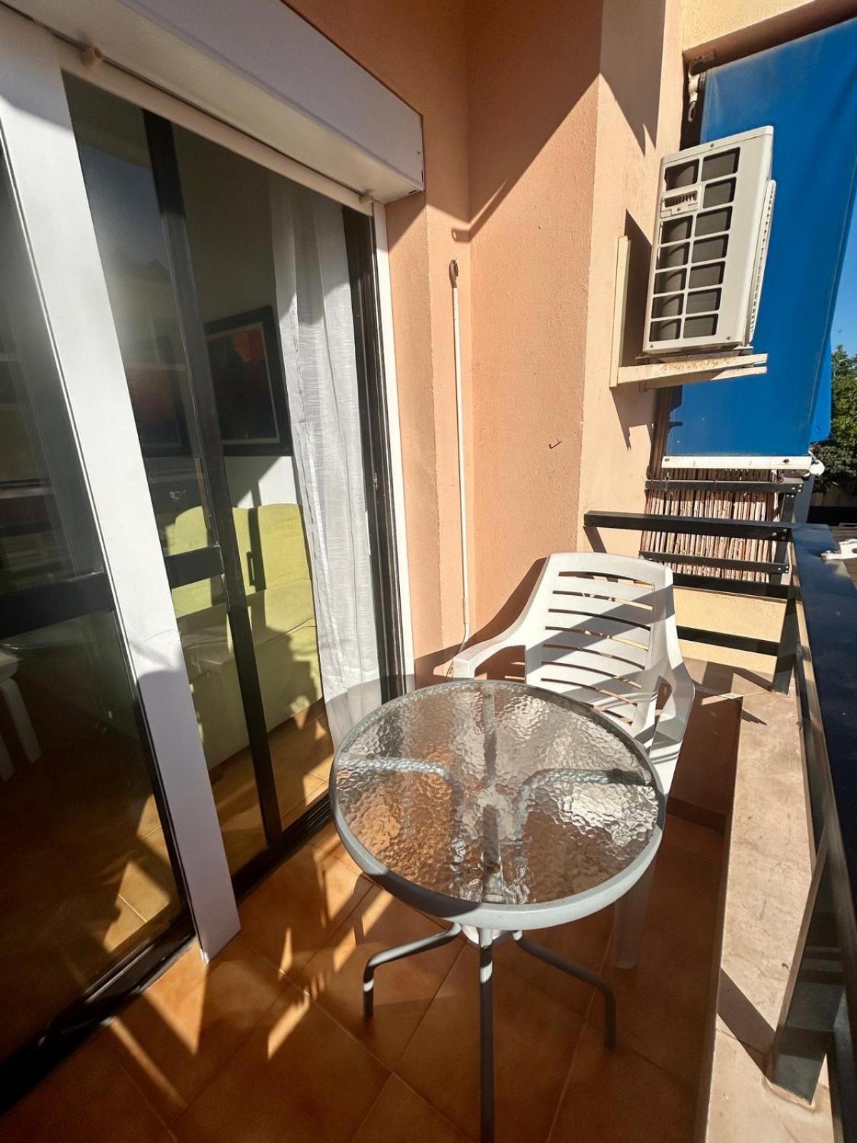 Centro Estudio Con Balcon Apartamento *