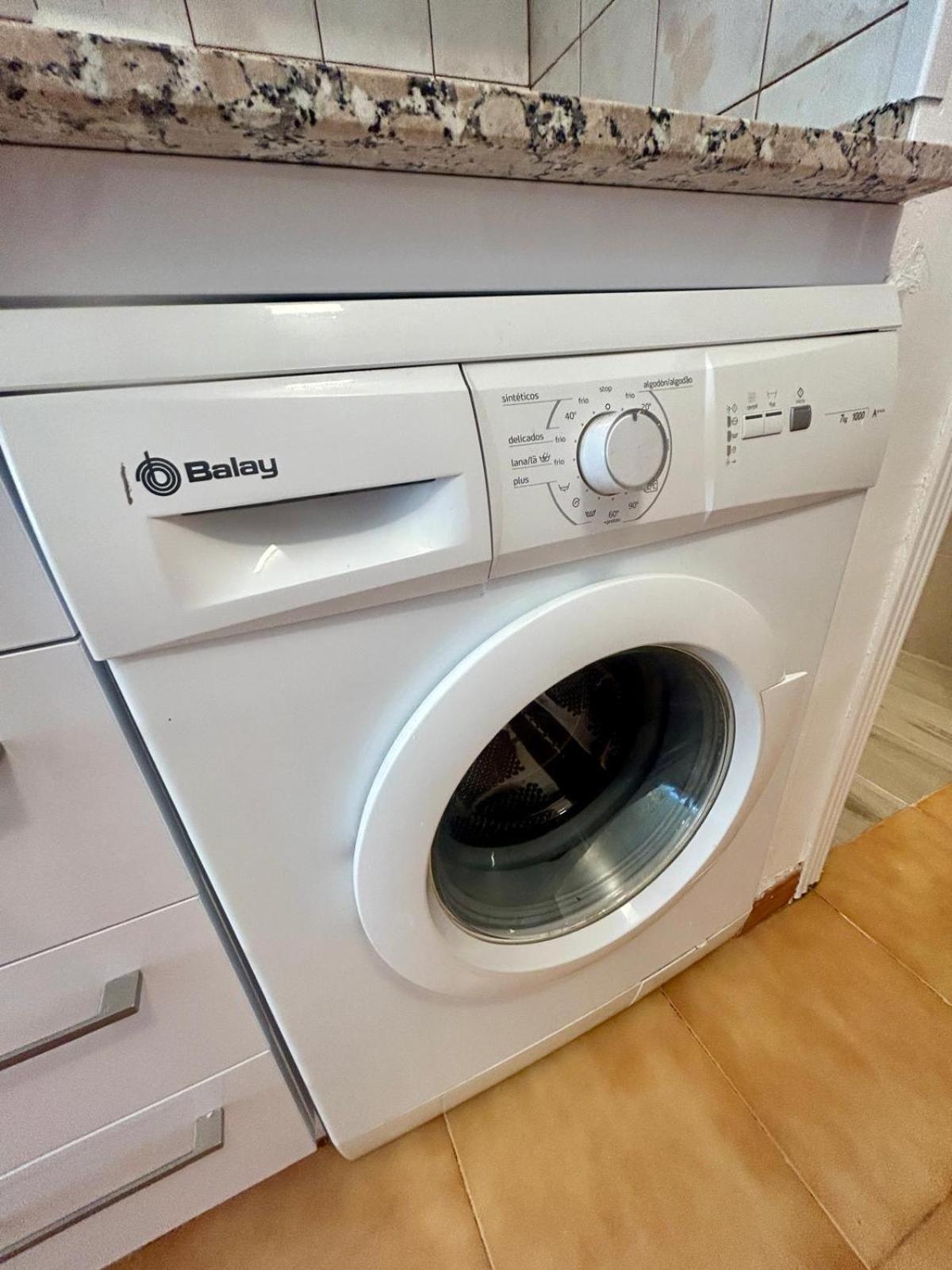 Apartamento Centro Estudio Con Balcon Torremolinos