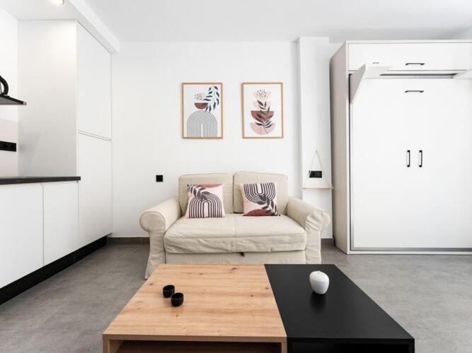 Faro's Apartment *