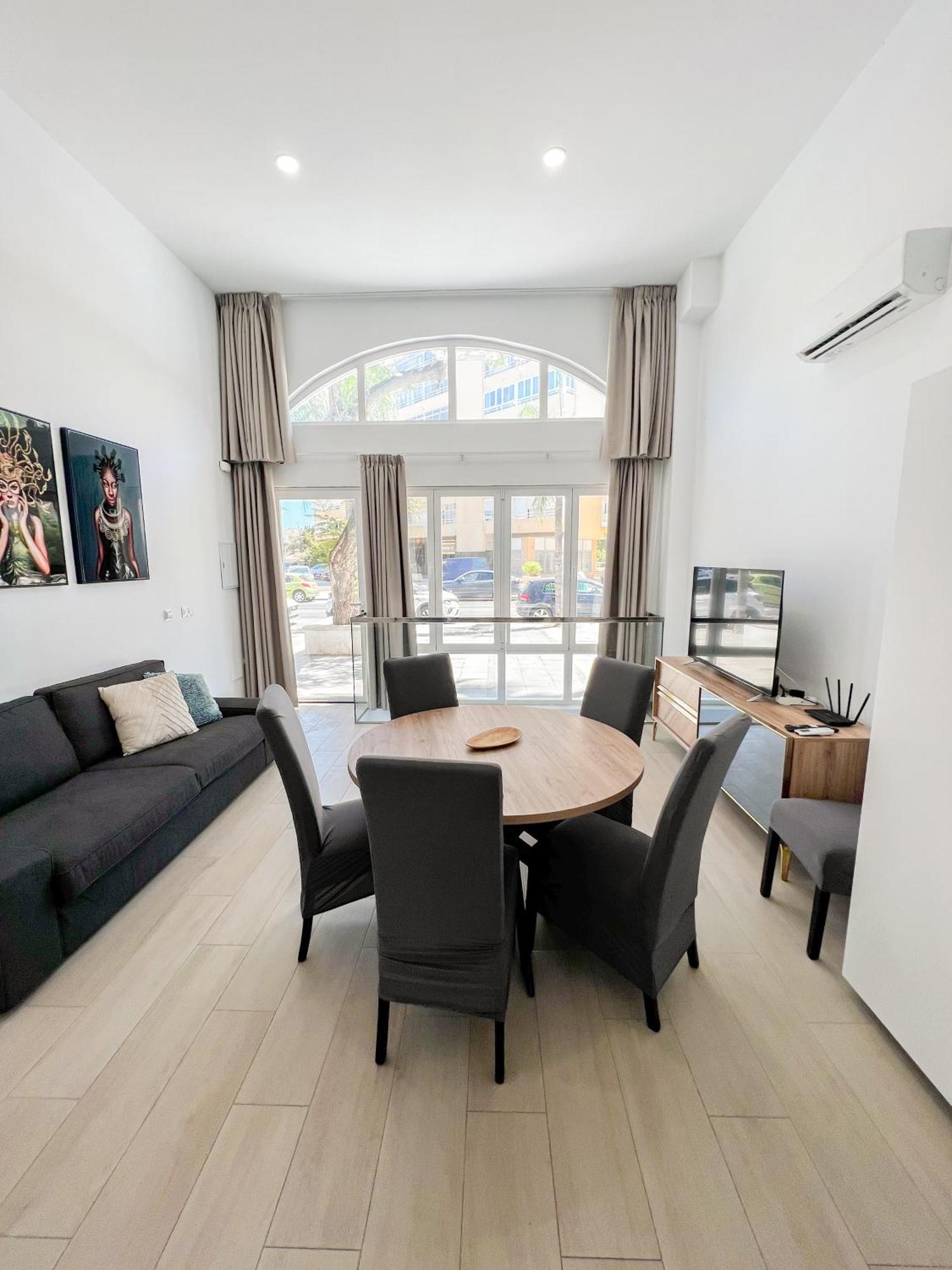 Modern & Family Flat Carihuela 3 Bdr Appartement Torremolinos